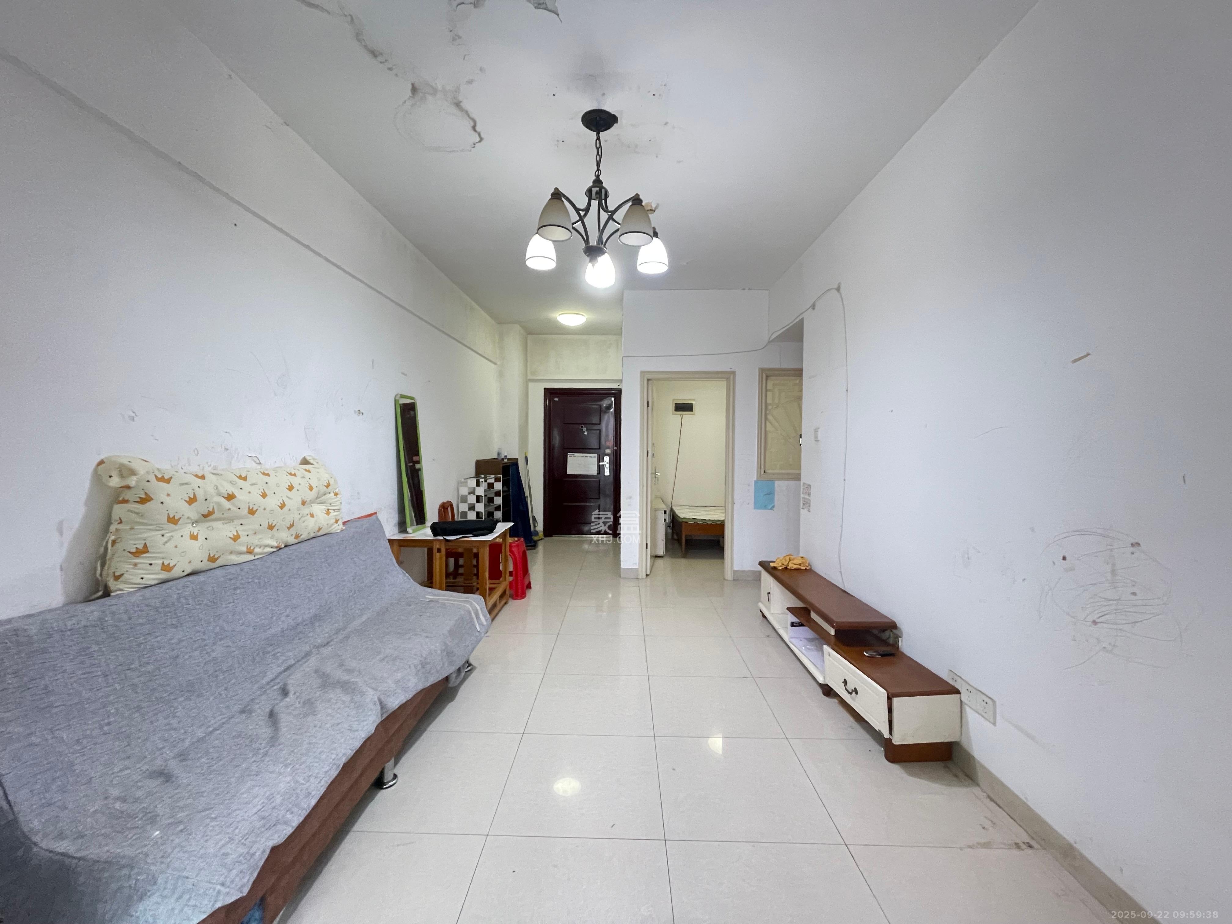 观湖公寓 2室2厅1卫 1800.0元/月 观湖公寓 2室2厅1卫 1800.0元/月室内图