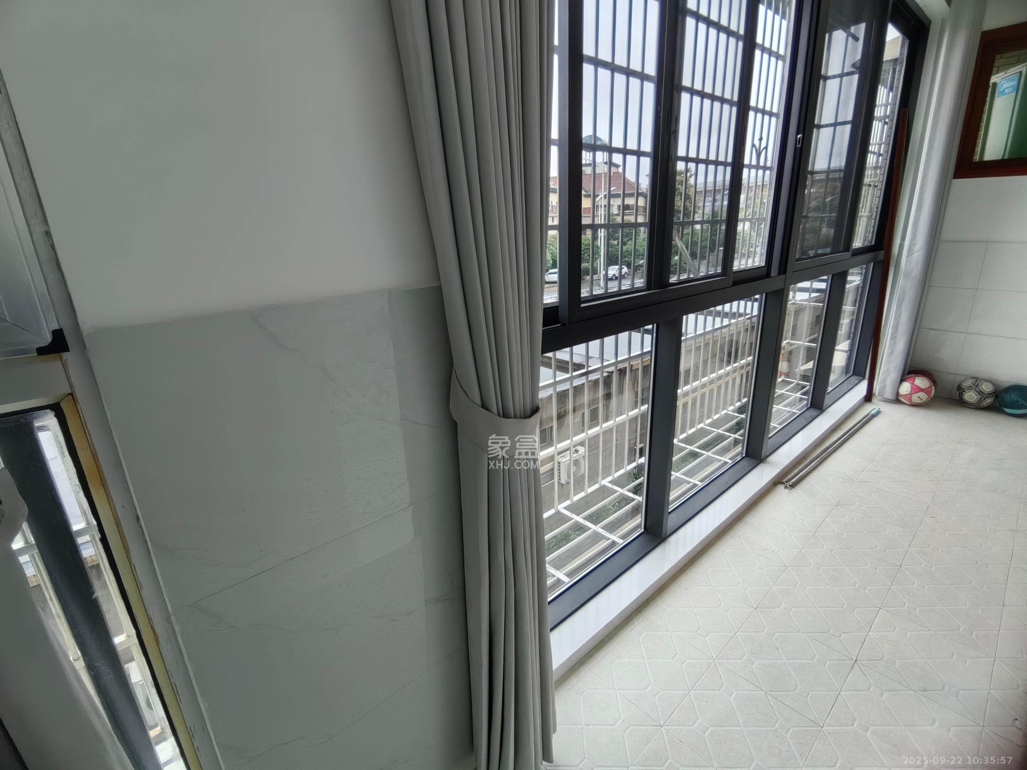 先锋新宇  4室2厅2卫    3200.0元/月 先锋新宇  4室2厅2卫    3200.0元/月室内图