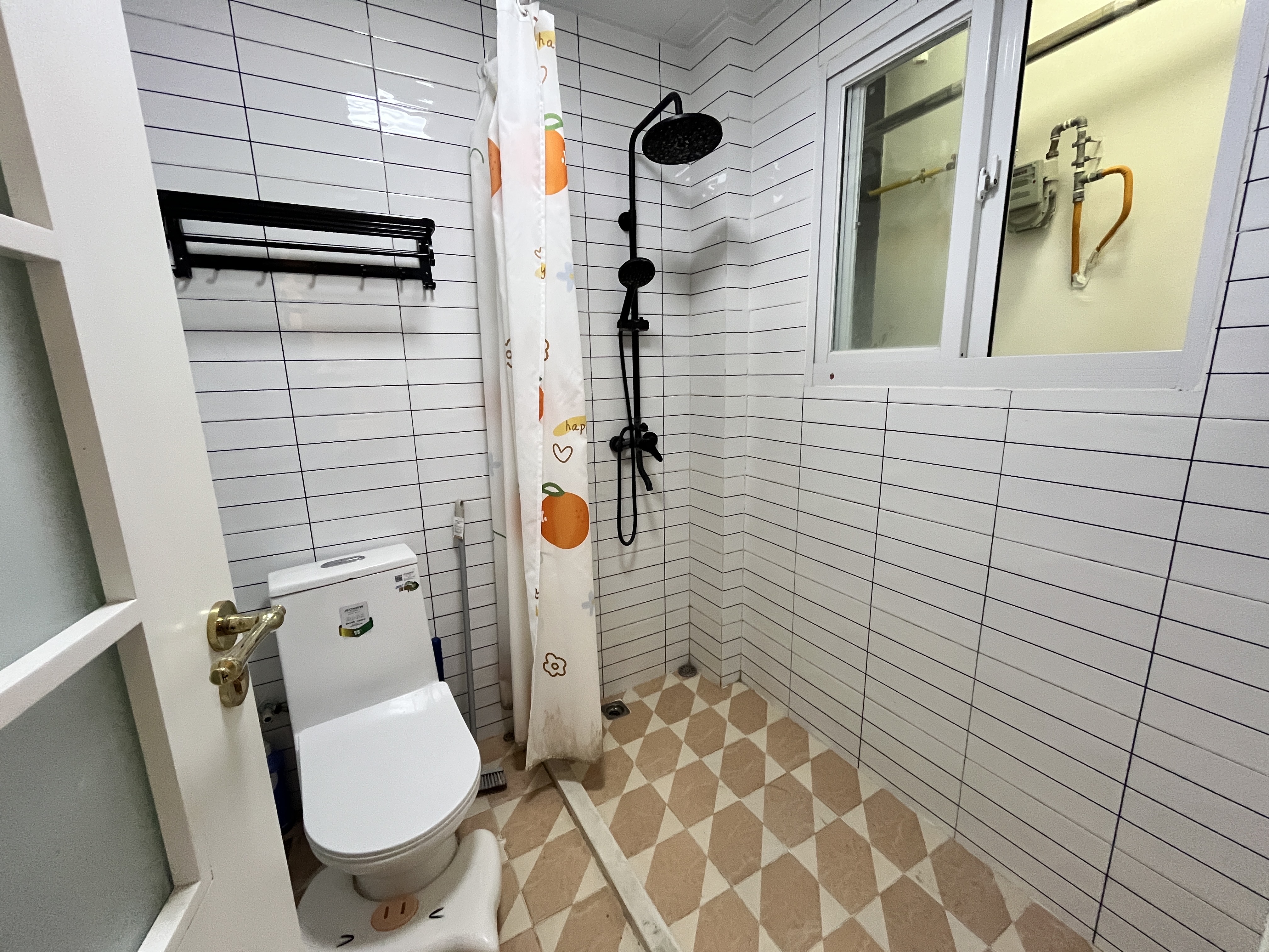 华润中心  1室1厅1卫    3400.0元/月 华润中心  1室1厅1卫    3400.0元/月室内图