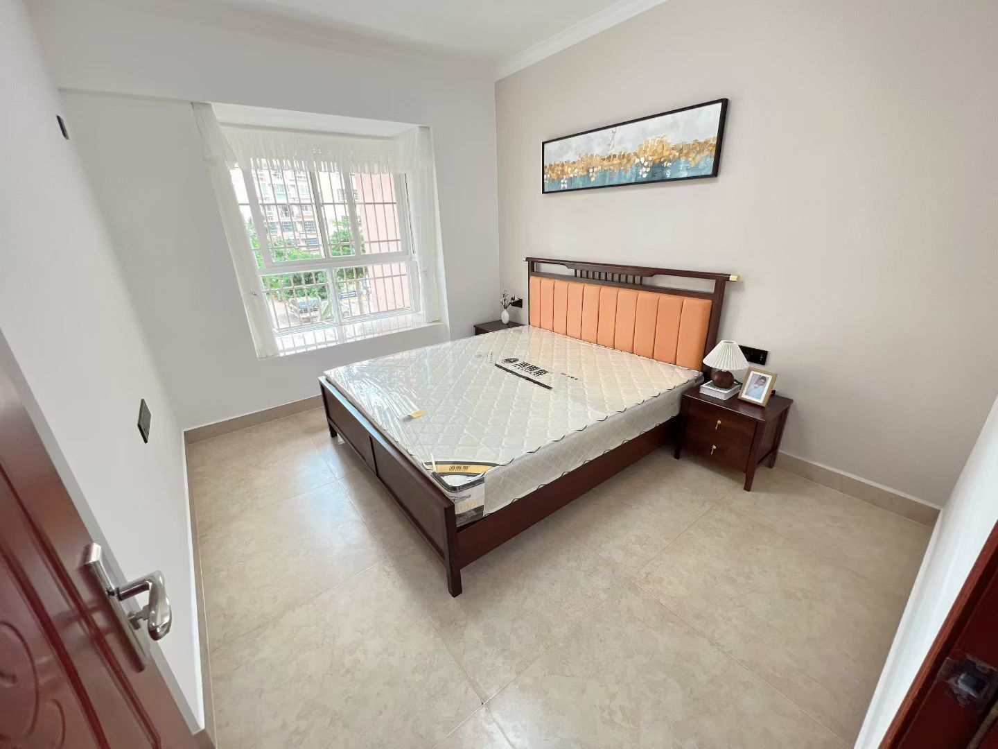 宝泰温泉花园 3室2厅1卫 128.0万 宝泰温泉花园 3室2厅1卫 128.0万客厅