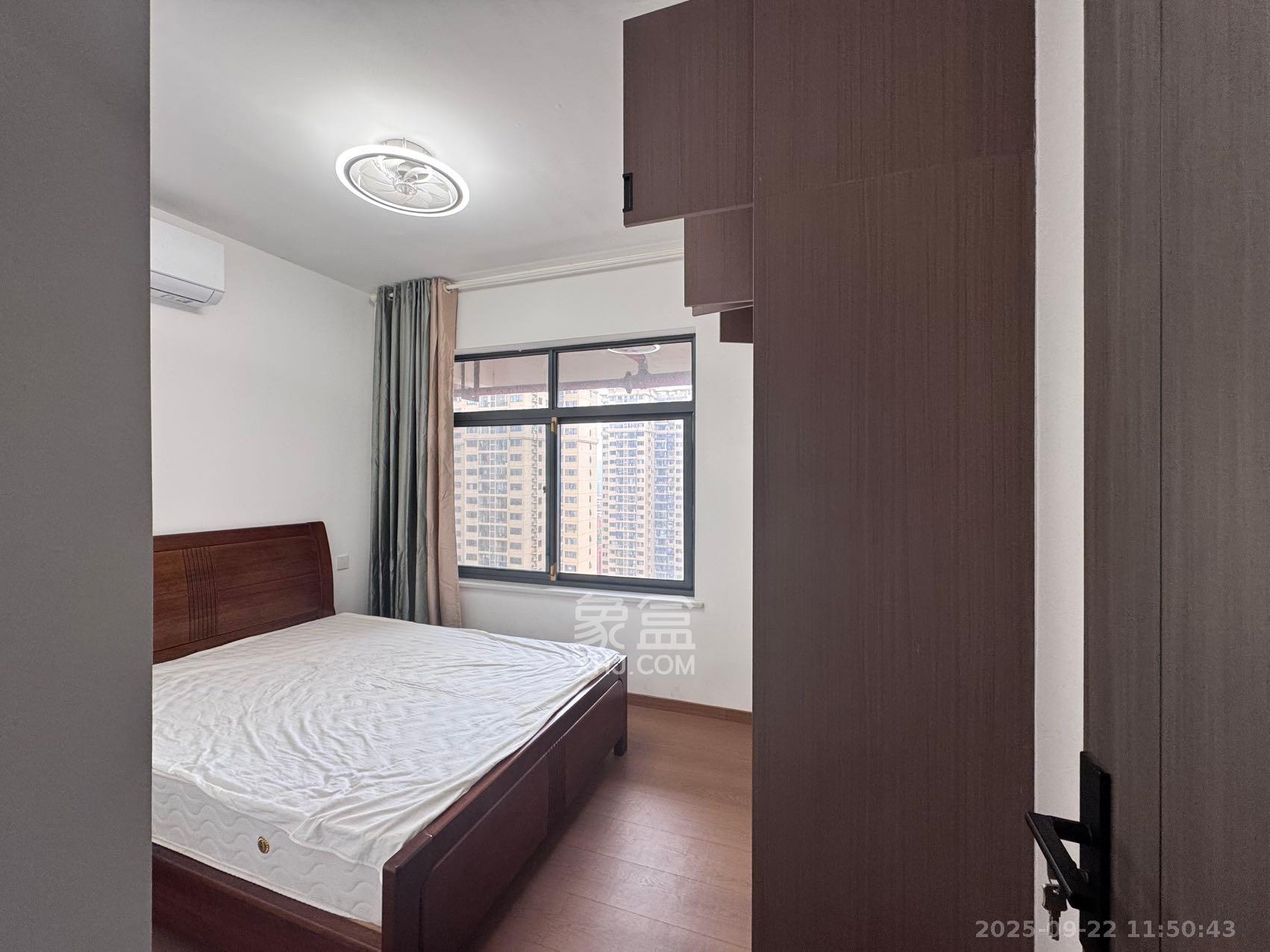 邦盛水岸御园 4室2厅2卫 2200.0元/月 邦盛水岸御园 4室2厅2卫 2200.0元/月室内图