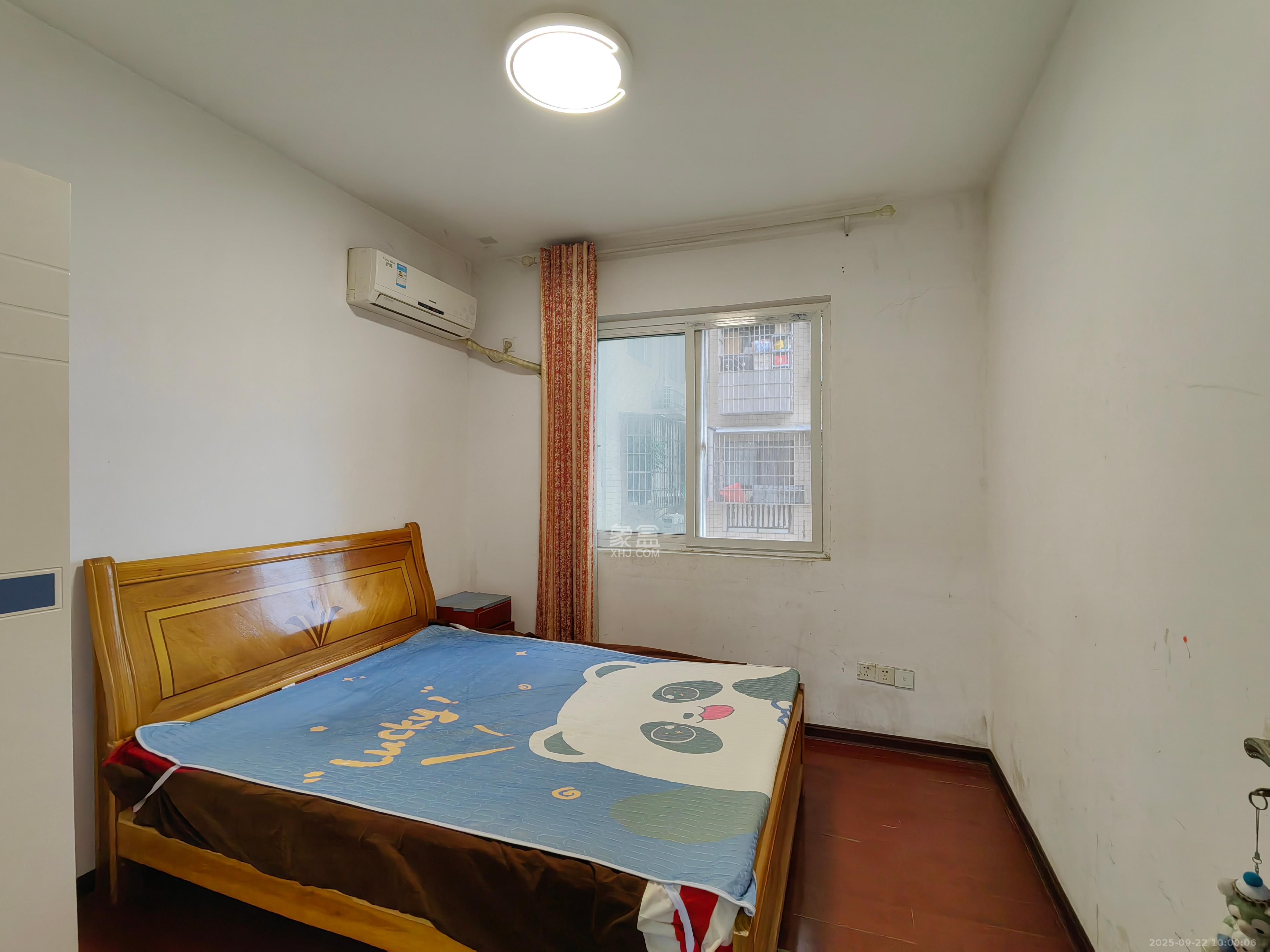 麓谷锦和园 3室2厅2卫 2100.0元/月 麓谷锦和园 3室2厅2卫 2100.0元/月室内图