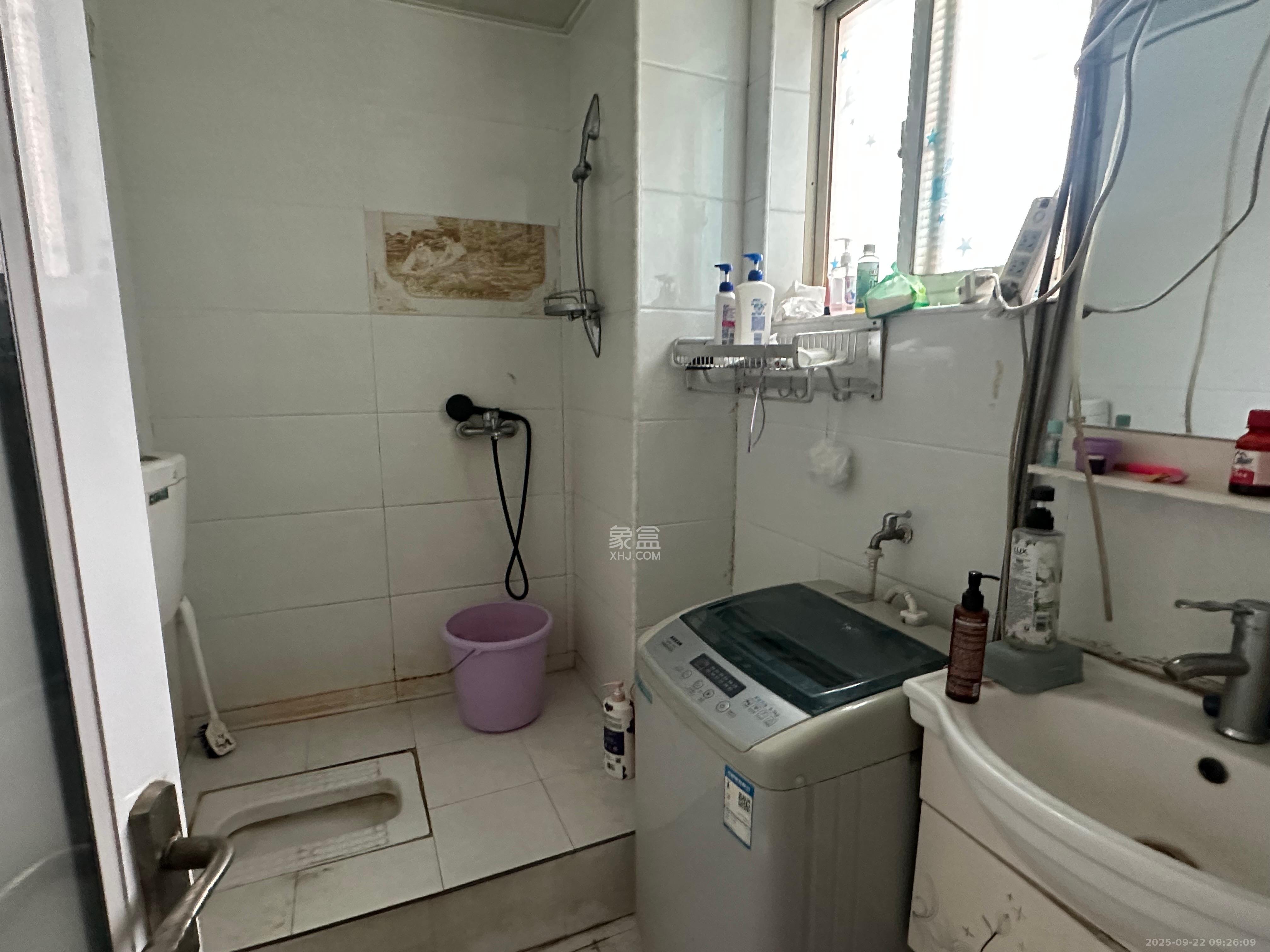 明城公寓  1室1厅1卫    1180.0元/月室内图