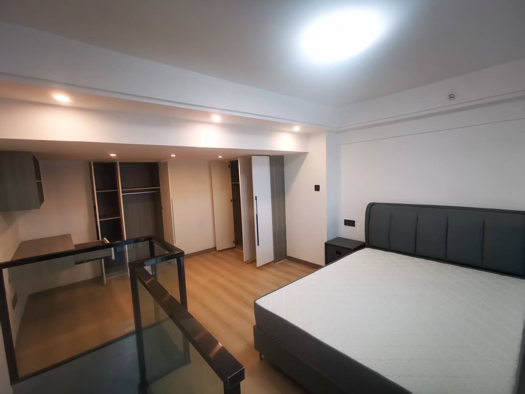 万恒公馆 1室0厅0卫 2600.0元/月 万恒公馆 1室0厅0卫 2600.0元/月室内图