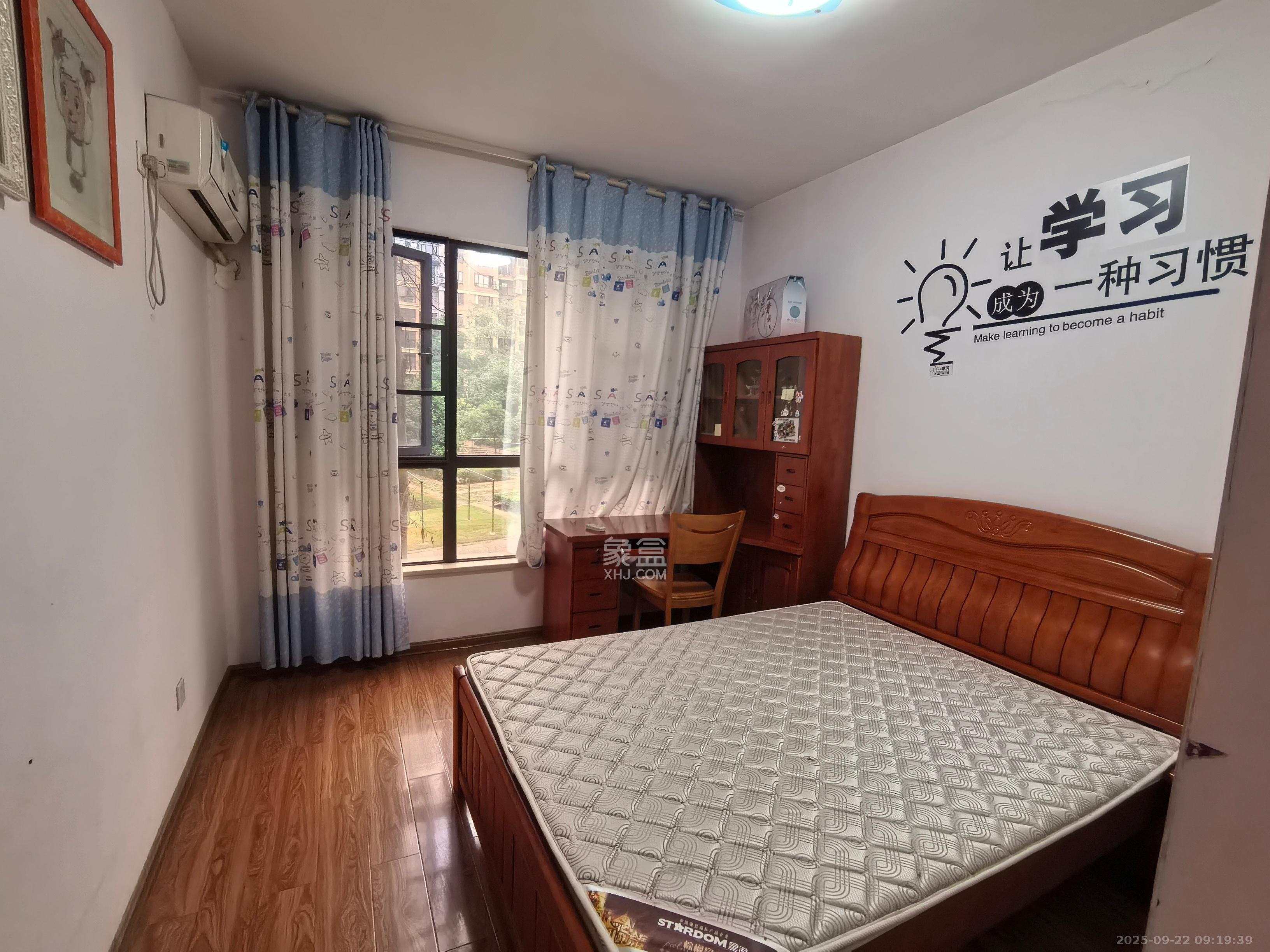 深业睿城 4室2厅2卫 3200.0元/月 深业睿城 4室2厅2卫 3200.0元/月室内图