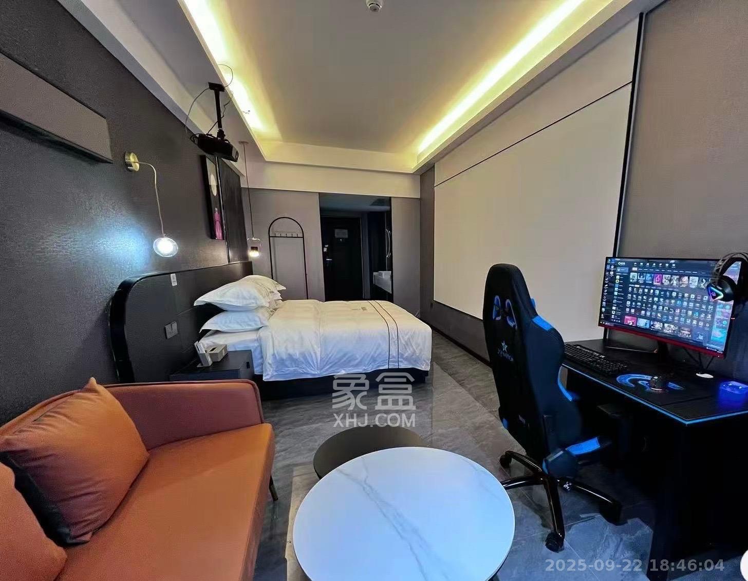 保利香槟国际  1室0厅0卫    1250.0元/月