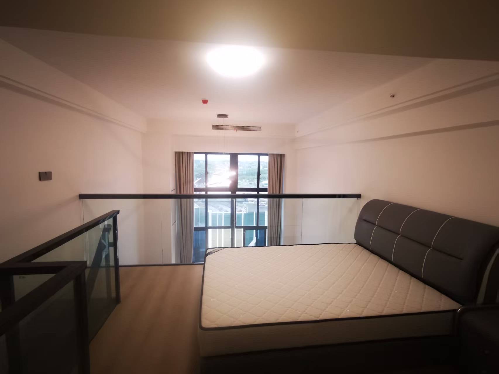 万恒公馆 1室0厅0卫 2600.0元/月 万恒公馆 1室0厅0卫 2600.0元/月室内图