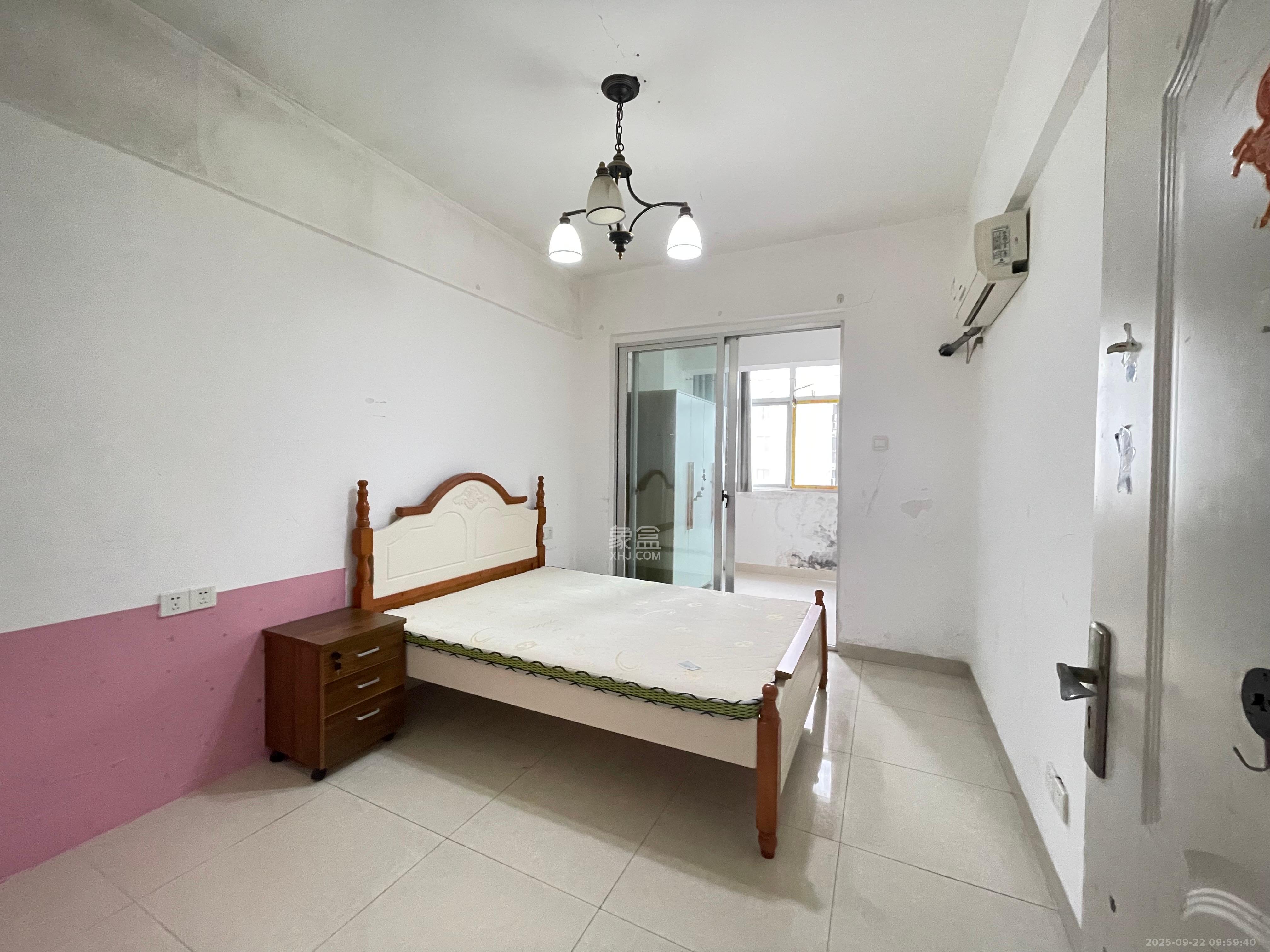 观湖公寓 2室2厅1卫 1800.0元/月 观湖公寓 2室2厅1卫 1800.0元/月室内图