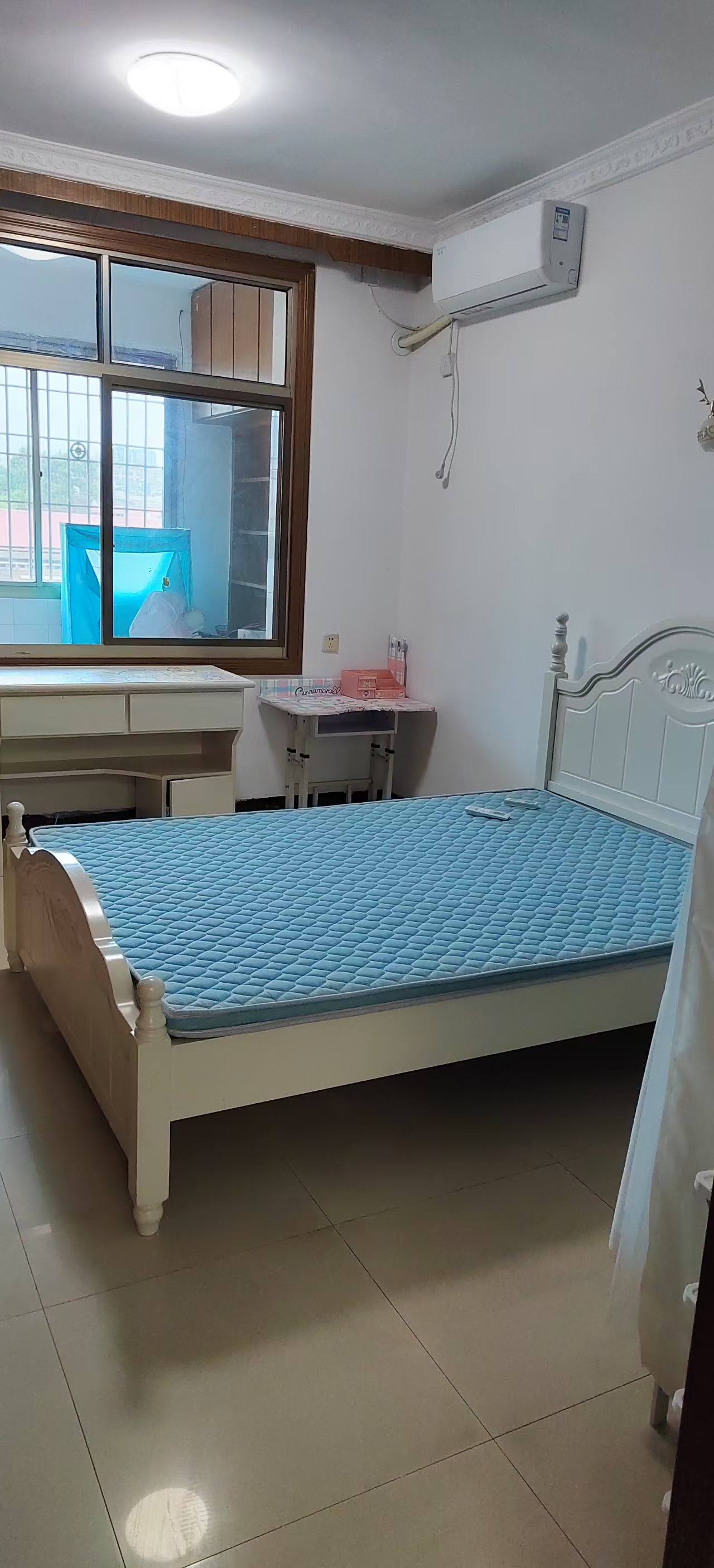 五金百货小区  3室2厅1卫    850.0元/月室内图