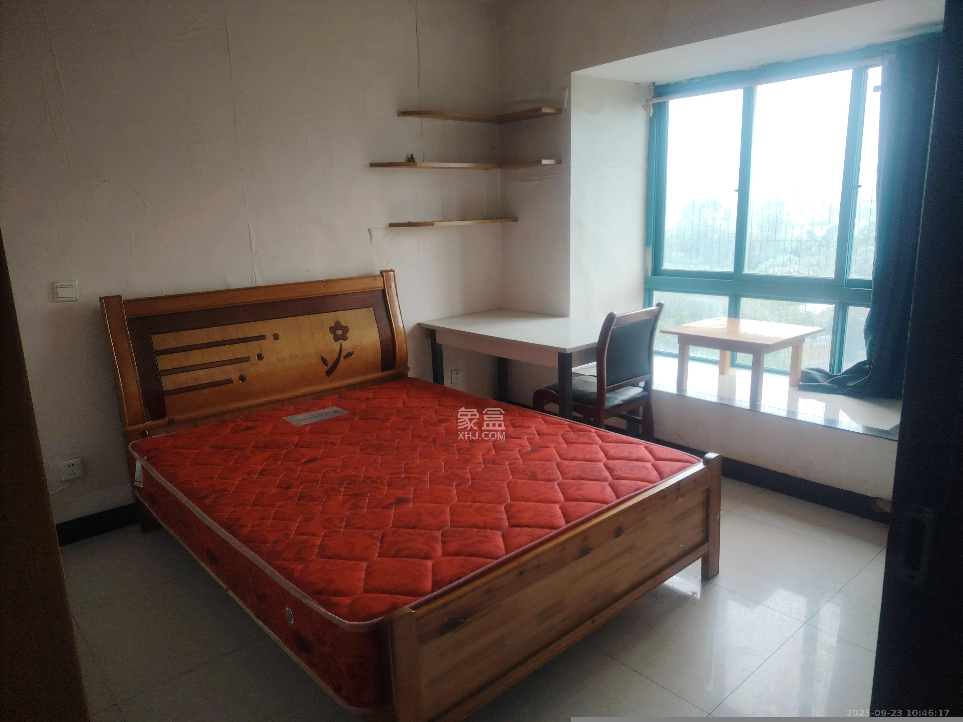 蝴蝶谷  3室2厅1卫    1600.0元/月室内图