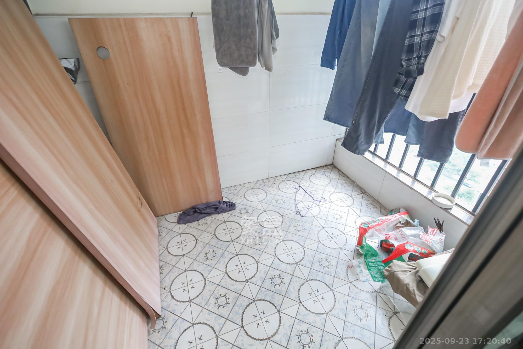 奥克斯广场  3室2厅2卫    105.0万 奥克斯广场  3室2厅2卫    105.0万其他