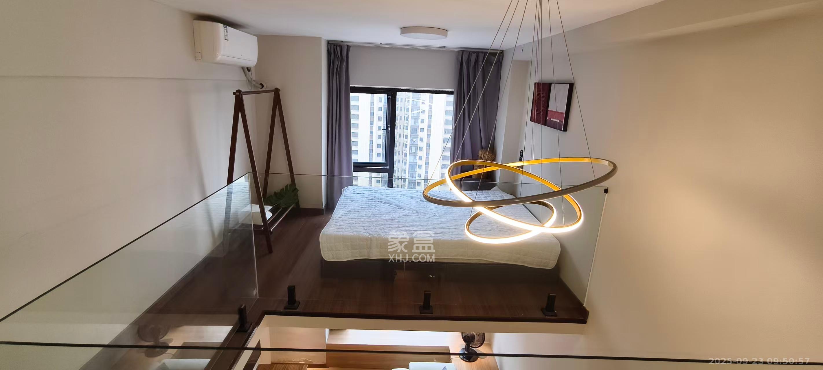 卓越江岸  2室1厅1卫    2500.0元/月 卓越江岸  2室1厅1卫    2500.0元/月室内图