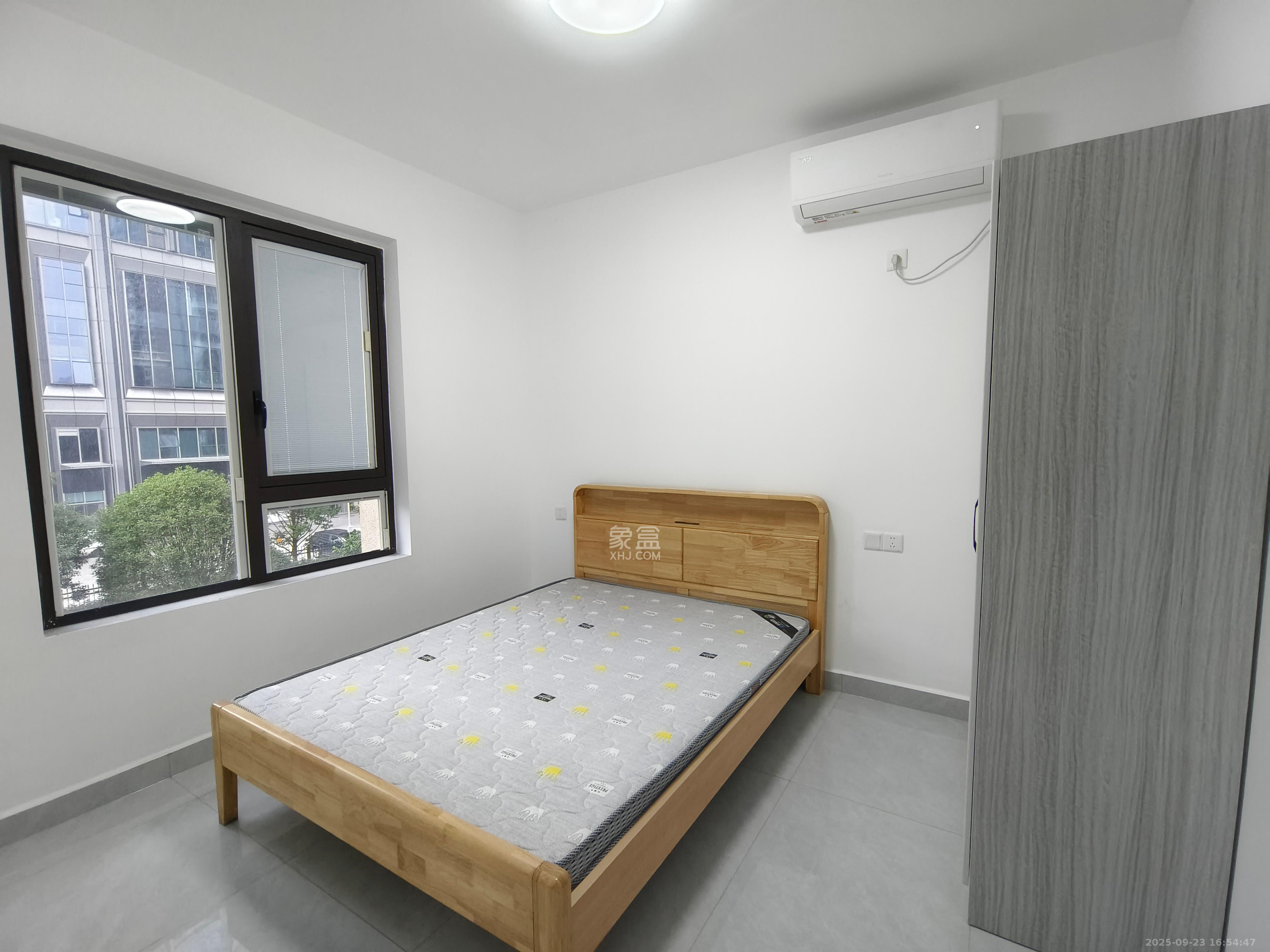 天城国际广场  3室2厅1卫    3000.0元/月室内图