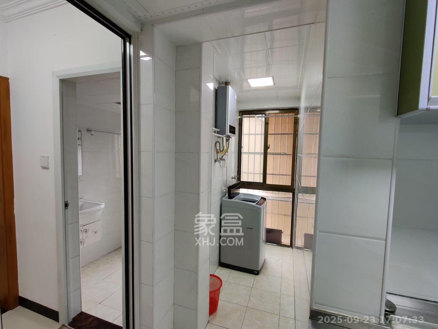 东屯渡高层安置小区 2室2厅1卫 2500.0元/月 东屯渡高层安置小区 2室2厅1卫 2500.0元/月室内图