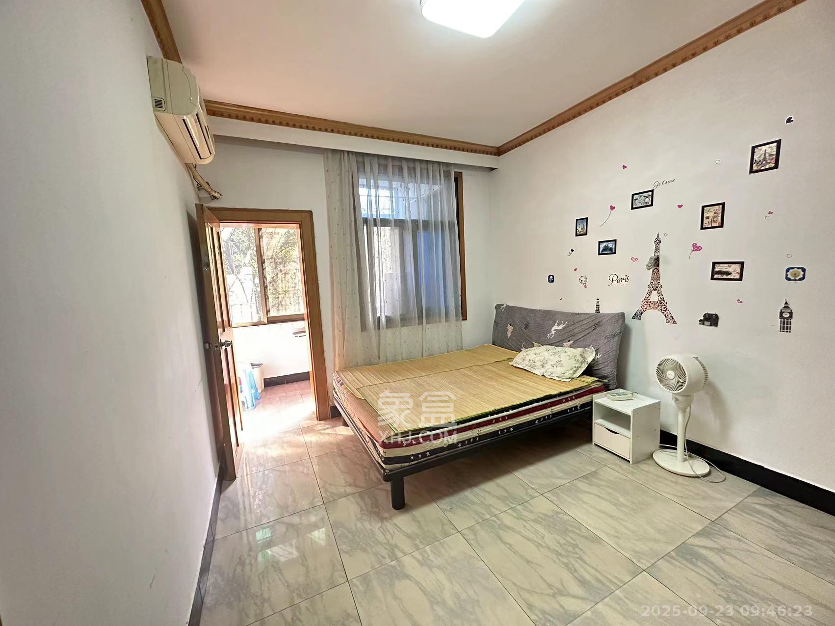 省进出口公司宿舍  3室2厅1卫    1700.0元/月室内图