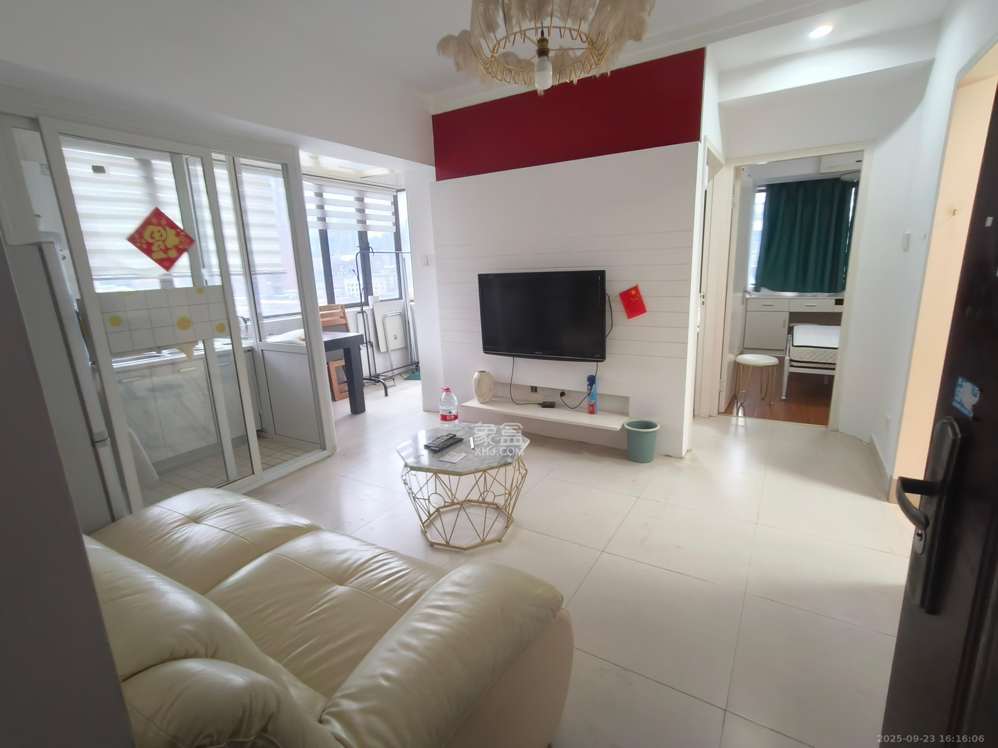 印象天心 1室1厅1卫 2500.0元/月 印象天心 1室1厅1卫 2500.0元/月室内图