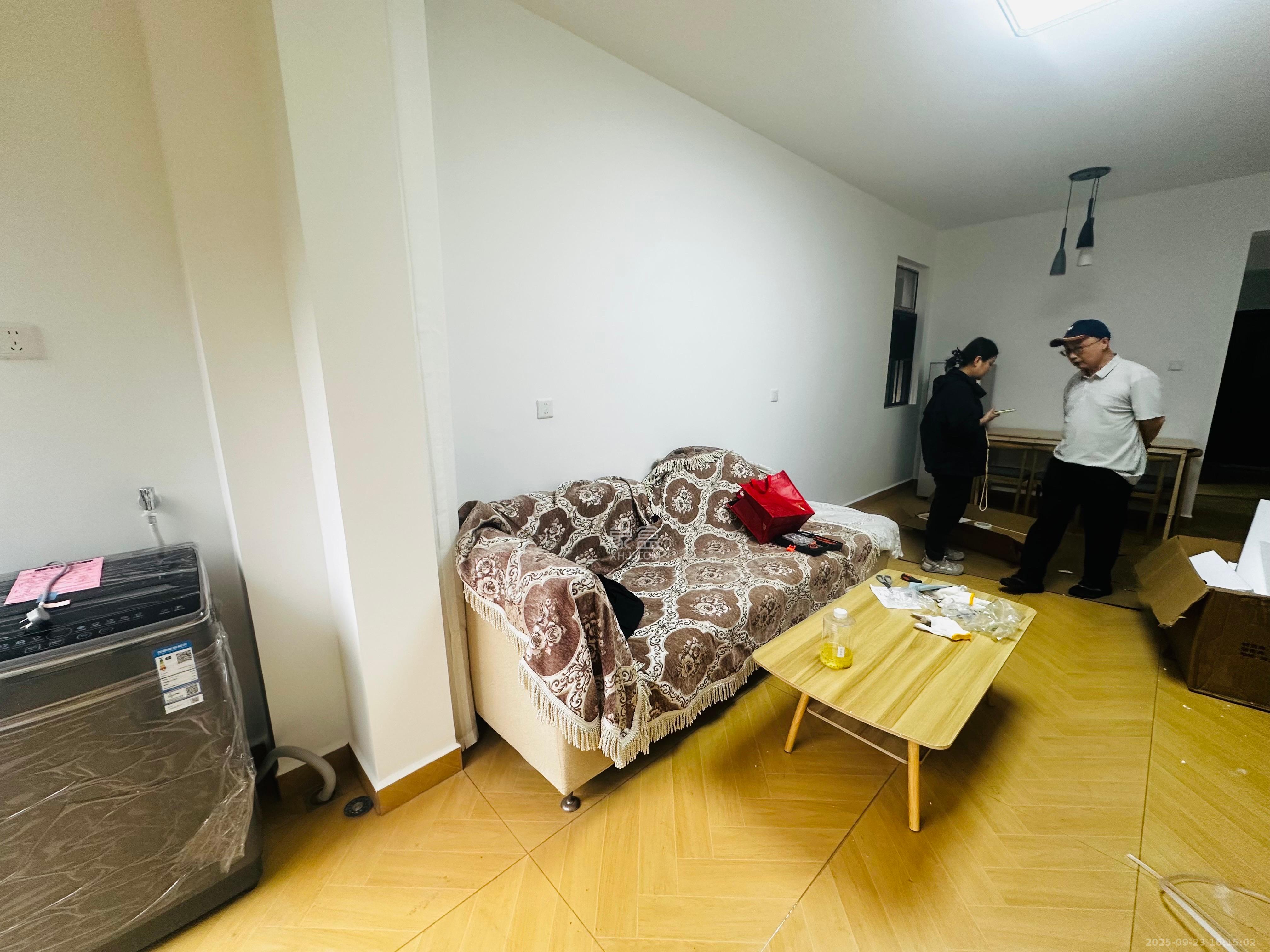 钱隆首府(福晟御园) 3室1厅1卫 2800.0元/月 钱隆首府(福晟御园) 3室1厅1卫 2800.0元/月室内图