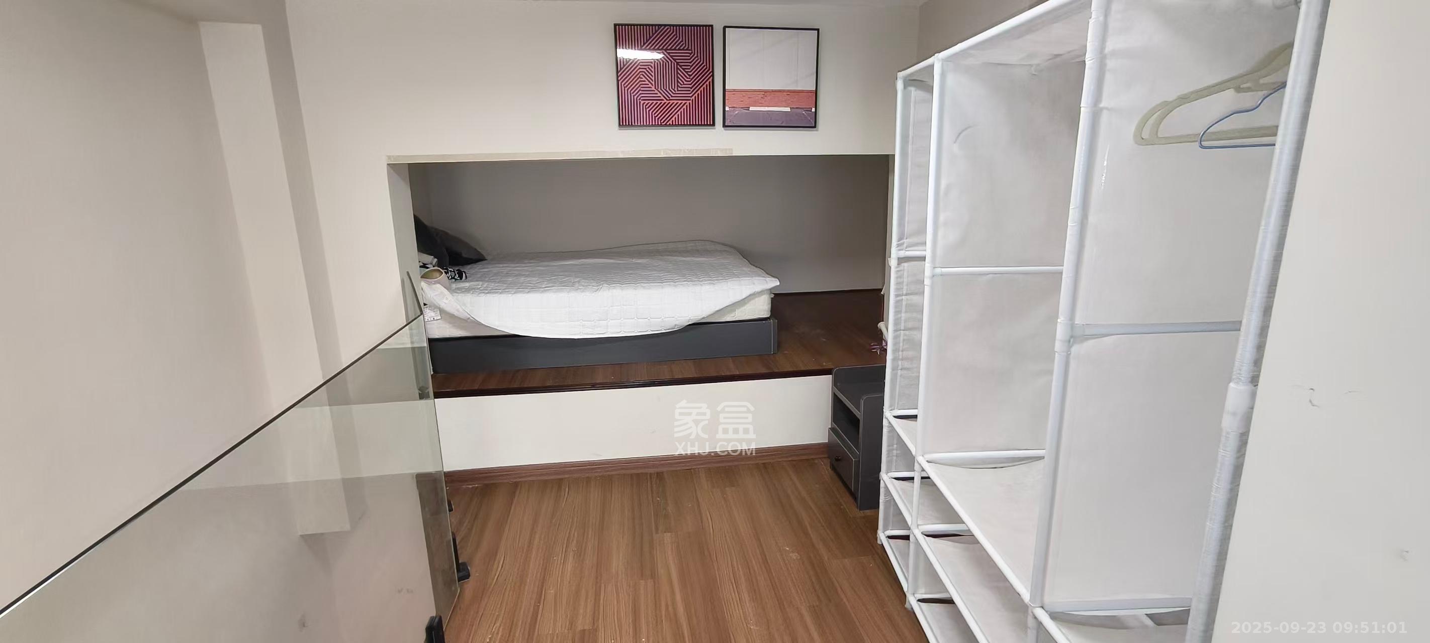 卓越江岸  2室1厅1卫    2500.0元/月 卓越江岸  2室1厅1卫    2500.0元/月室内图