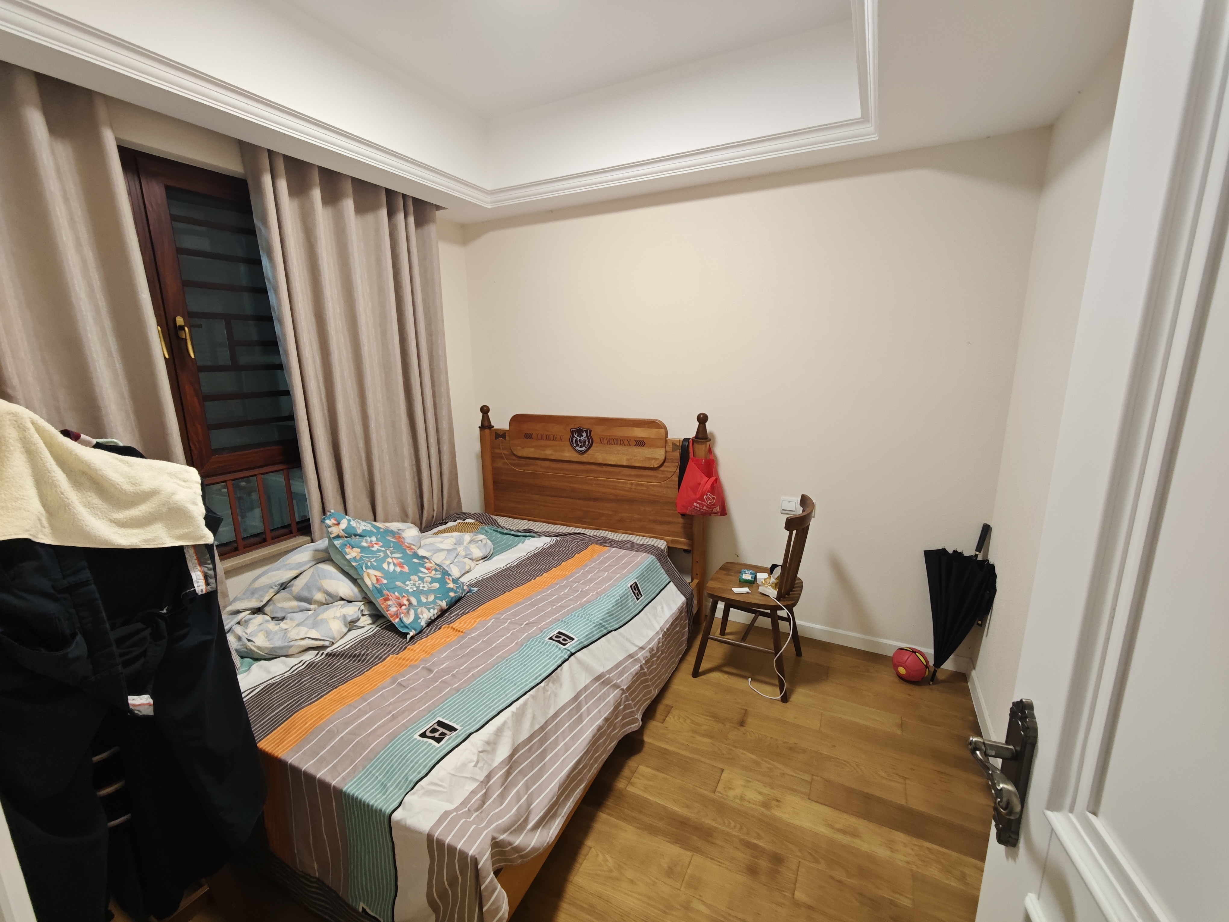 椰风水韵(北区) 3室2厅2卫 201.0万 椰风水韵(北区) 3室2厅2卫 201.0万客厅