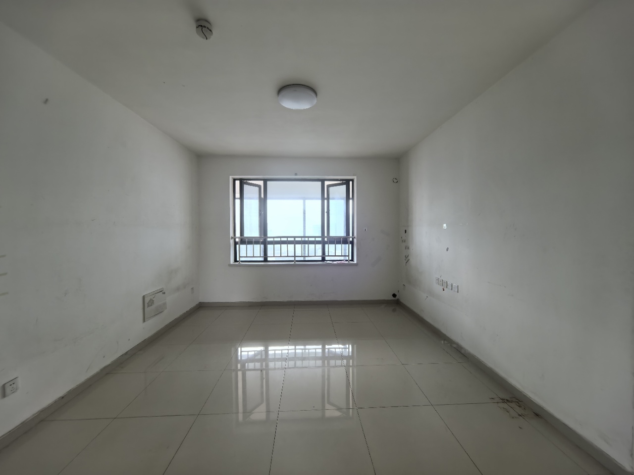 天地凤凰城  3室2厅2卫    138.0万 天地凤凰城  3室2厅2卫    138.0万