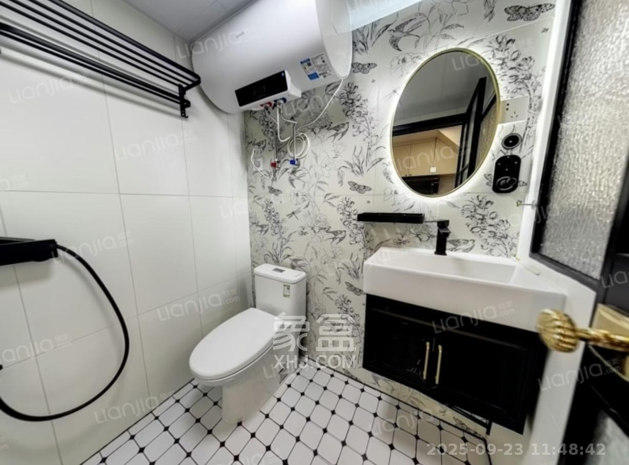 恒伟星中心 1室1厅1卫 2100.0元/月 恒伟星中心 1室1厅1卫 2100.0元/月室内图