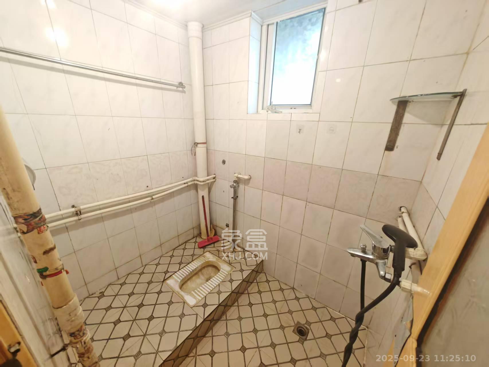 朗公街6号 3室2厅1卫 2800.0元/月 朗公街6号 3室2厅1卫 2800.0元/月室内图