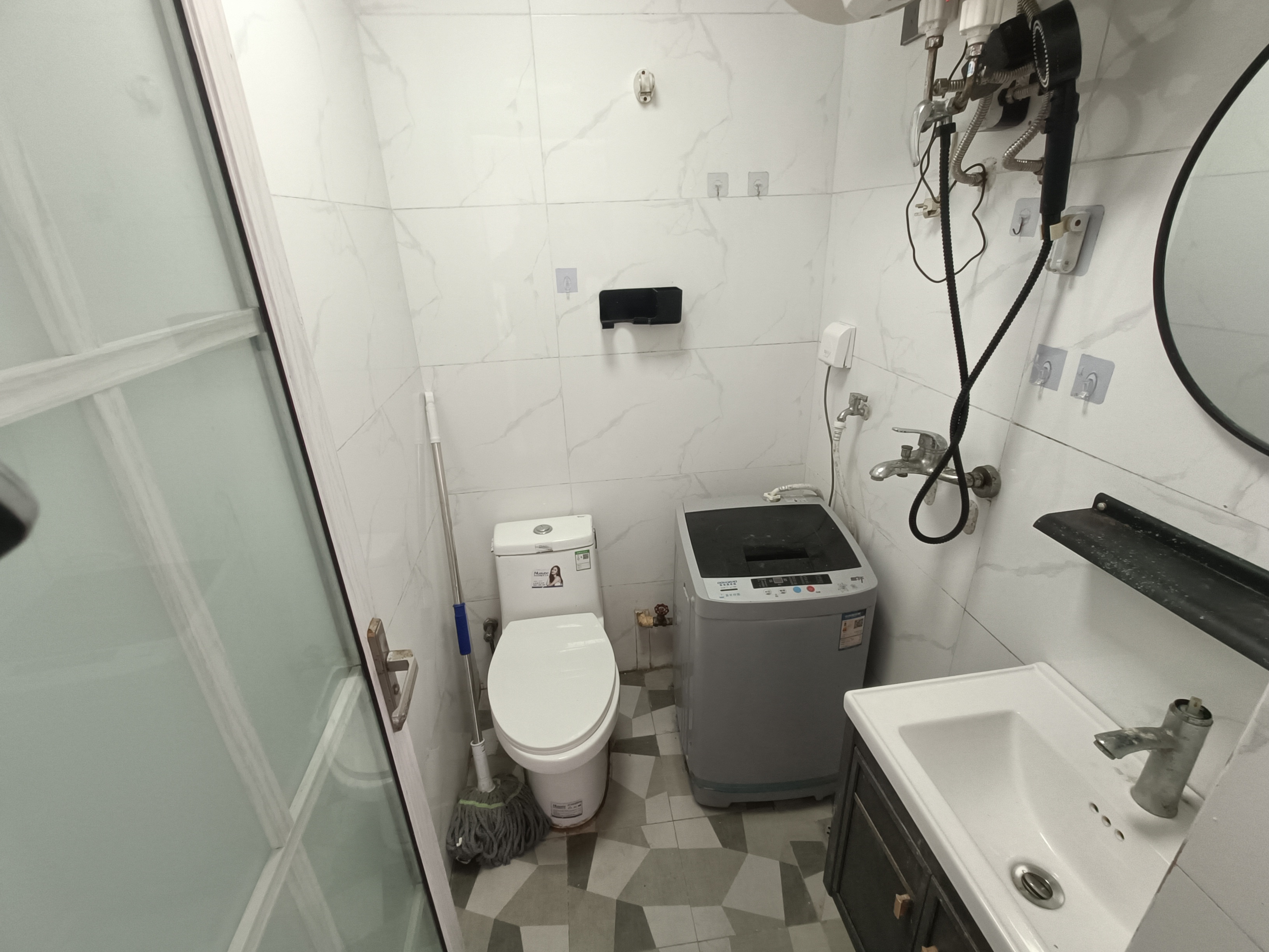 金都大厦(龙华路) 1室0厅1卫 999.0元/月 金都大厦(龙华路) 1室0厅1卫 999.0元/月户型图