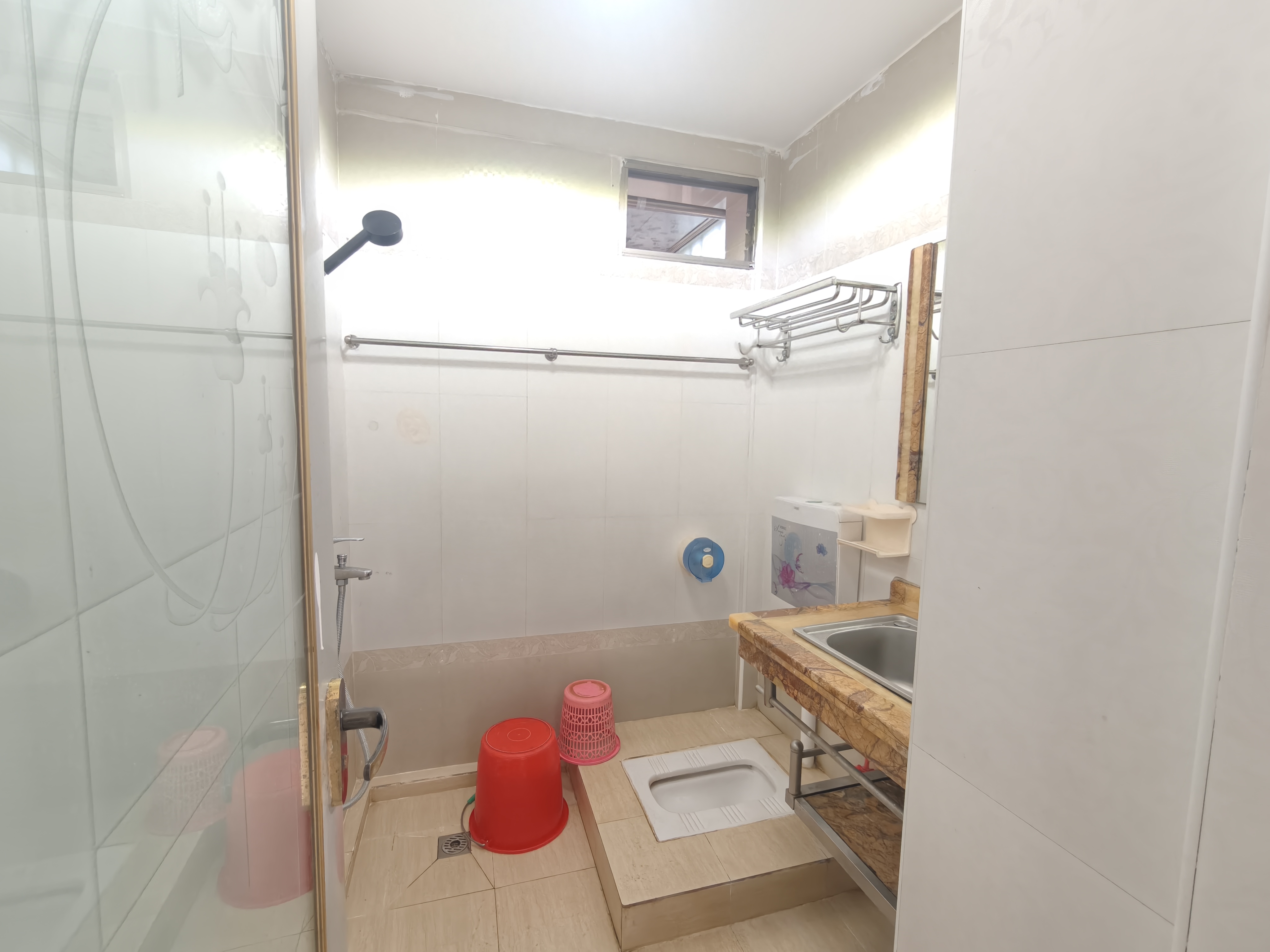 西城一号  2室2厅1卫   2200.00元/月