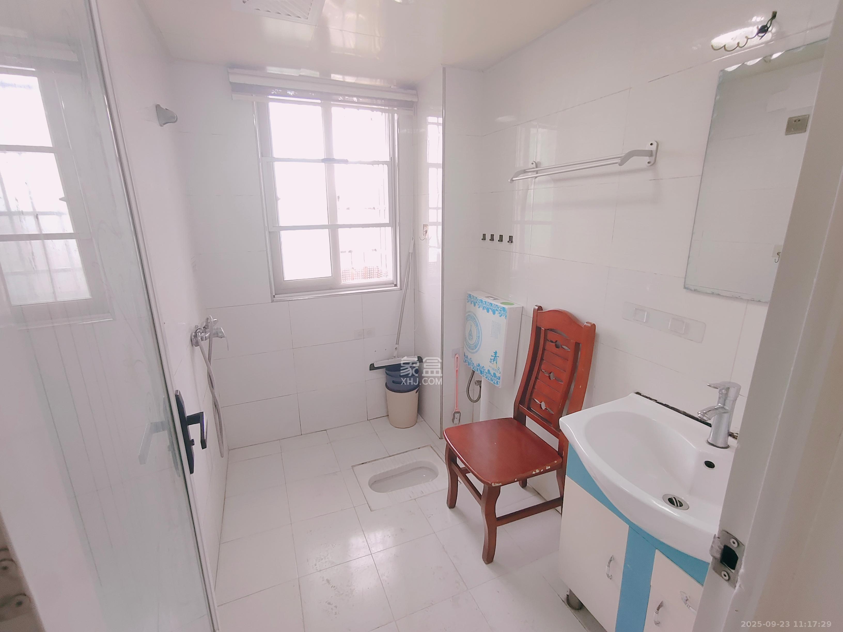 先锋东外滩 2室2厅1卫 2200.0元/月 先锋东外滩 2室2厅1卫 2200.0元/月室内图