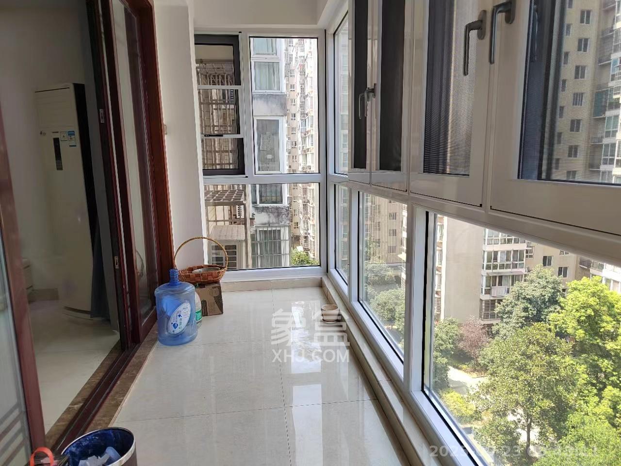 天翔新新家园 3室2厅2卫 2600.0元/月 天翔新新家园 3室2厅2卫 2600.0元/月户型图