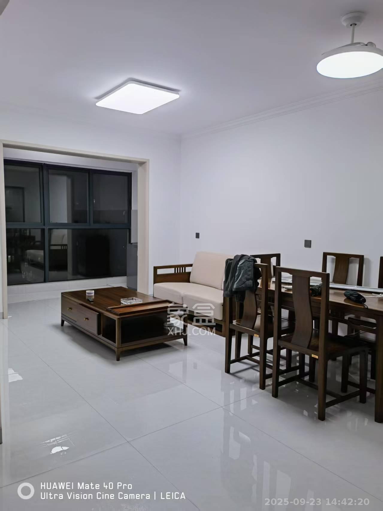 云和华府 2室2厅1卫 2200.0元/月 云和华府 2室2厅1卫 2200.0元/月室内图