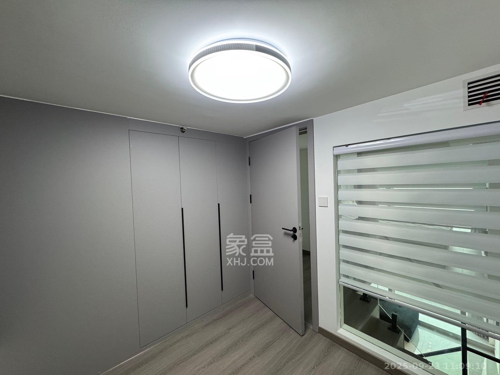 卓越中寰 2室1厅1卫 2300.0元/月 卓越中寰 2室1厅1卫 2300.0元/月室内图