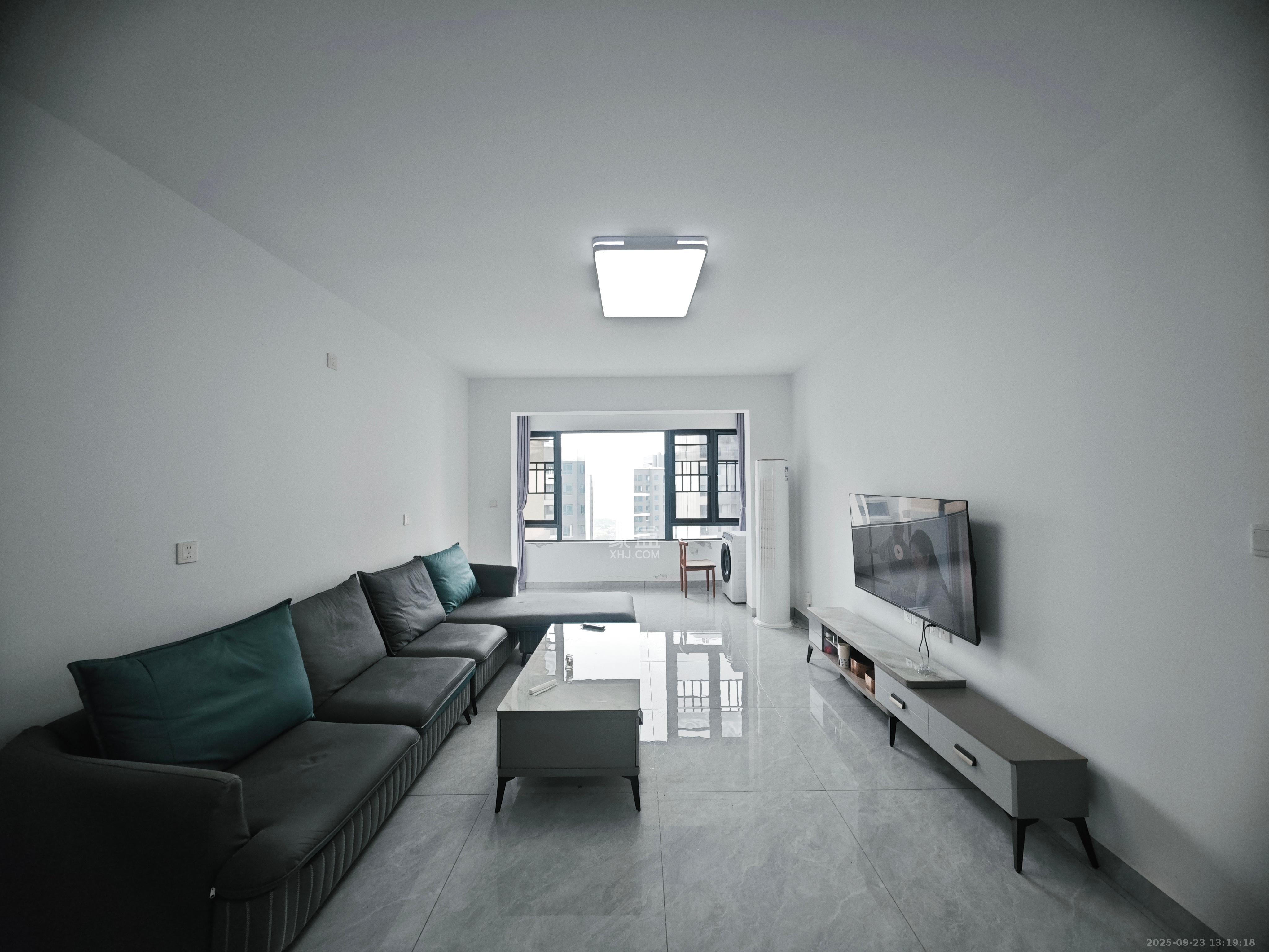 五矿万境水岸 3室2厅2卫 1700.0元/月 五矿万境水岸 3室2厅2卫 1700.0元/月室内图