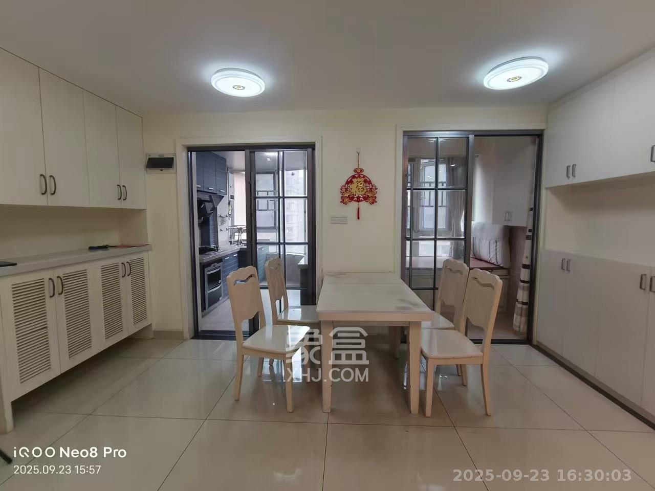 五矿万境水岸一期（万境水岸嘉苑）  3室2厅1卫    2400.0元/月室内图