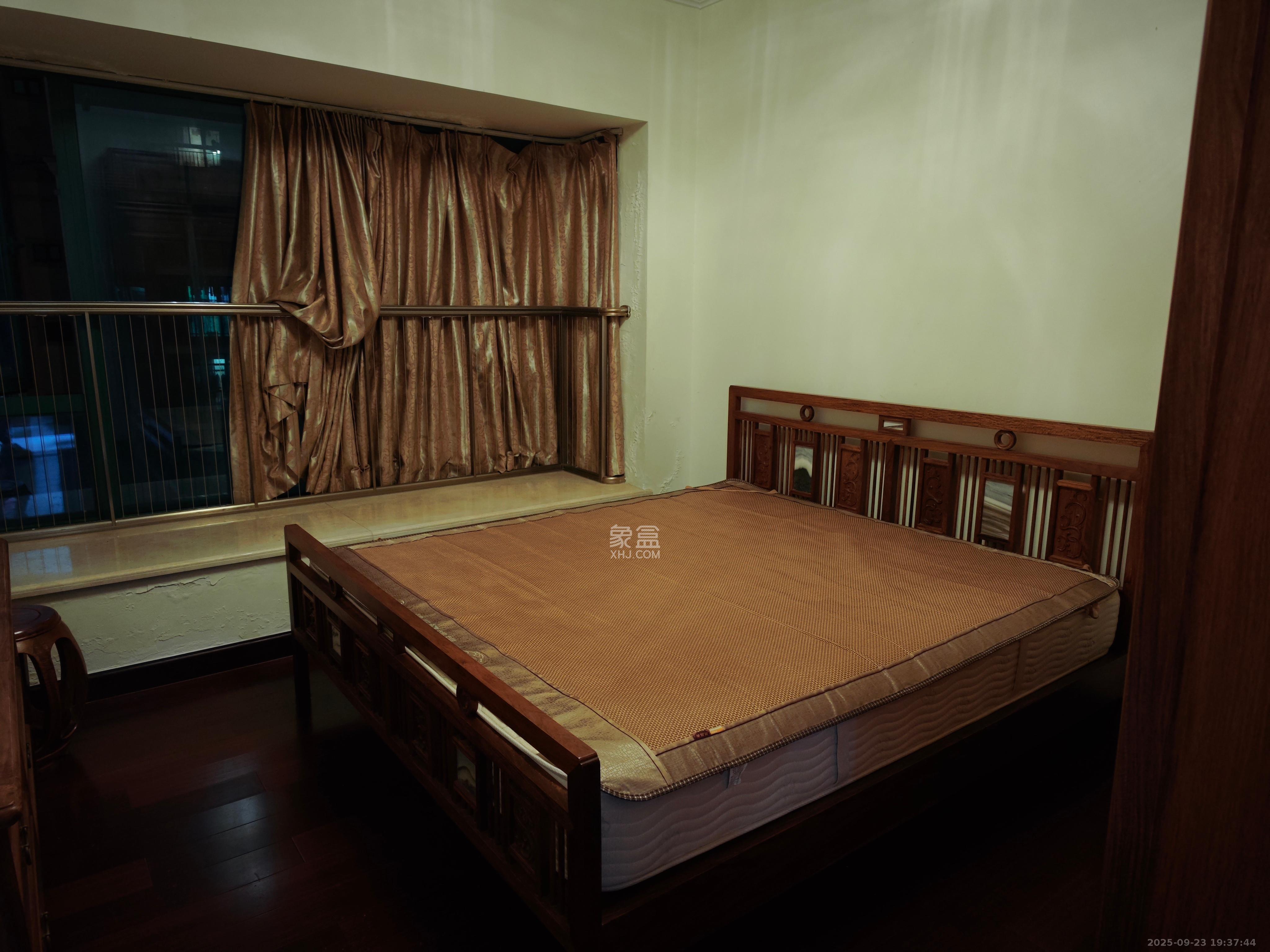 恒大华府 2室2厅2卫 2400.0元/月 恒大华府 2室2厅2卫 2400.0元/月室内图