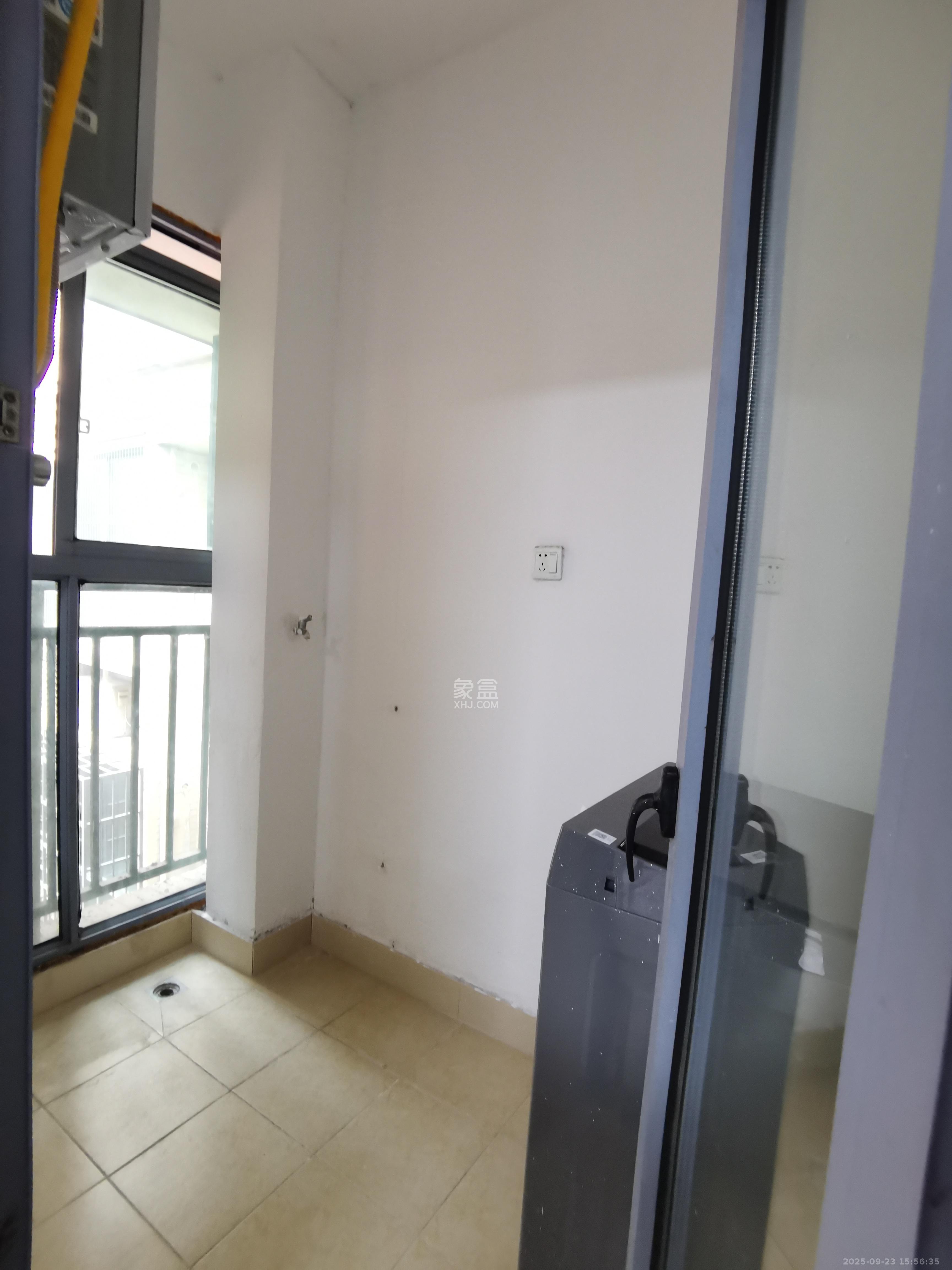 夏威夷碧水春城（碧桂园城市花园）  3室2厅1卫    1800.0元/月室内图