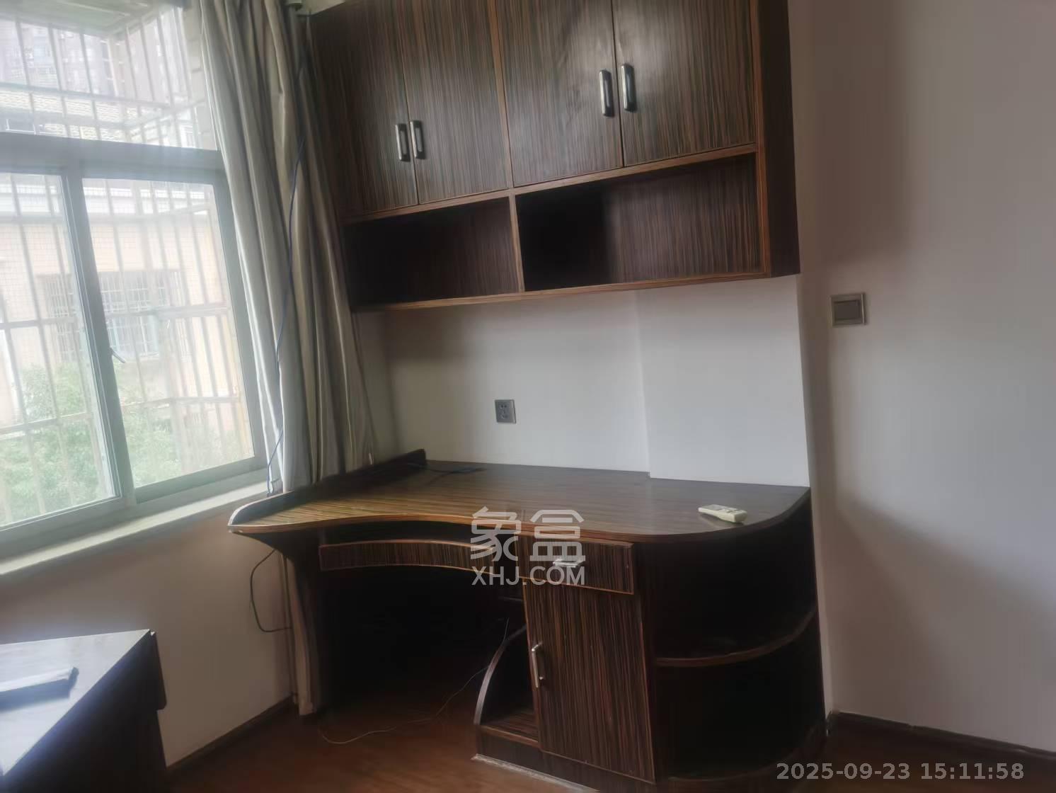 星沙国际物流园/泉星社区 3室2厅2卫 1800.0元/月 星沙国际物流园/泉星社区 3室2厅2卫 1800.0元/月室内图