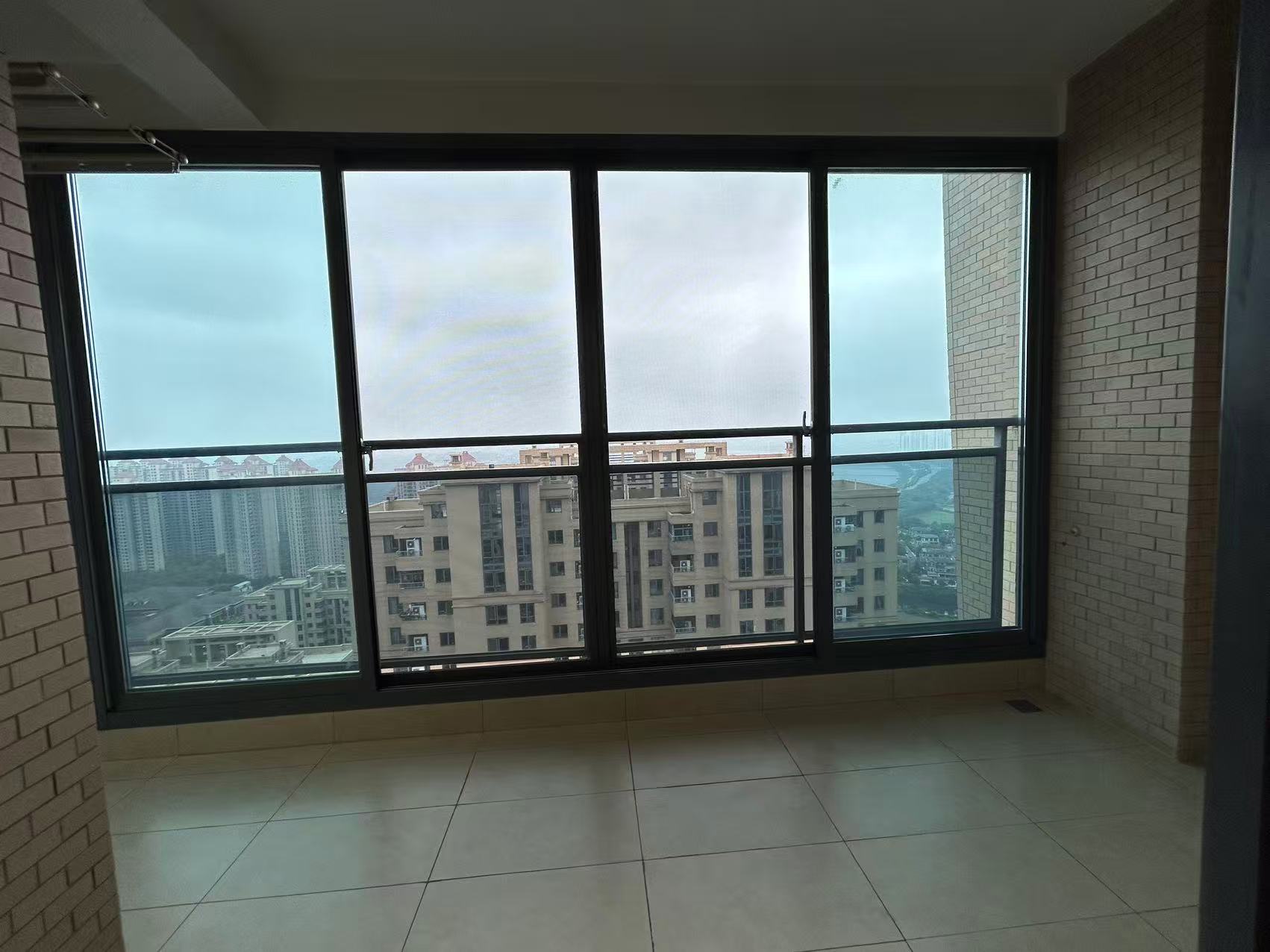 晋合湘水湾四期 2室2厅1卫 65.0万 晋合湘水湾四期 2室2厅1卫 65.0万室内图