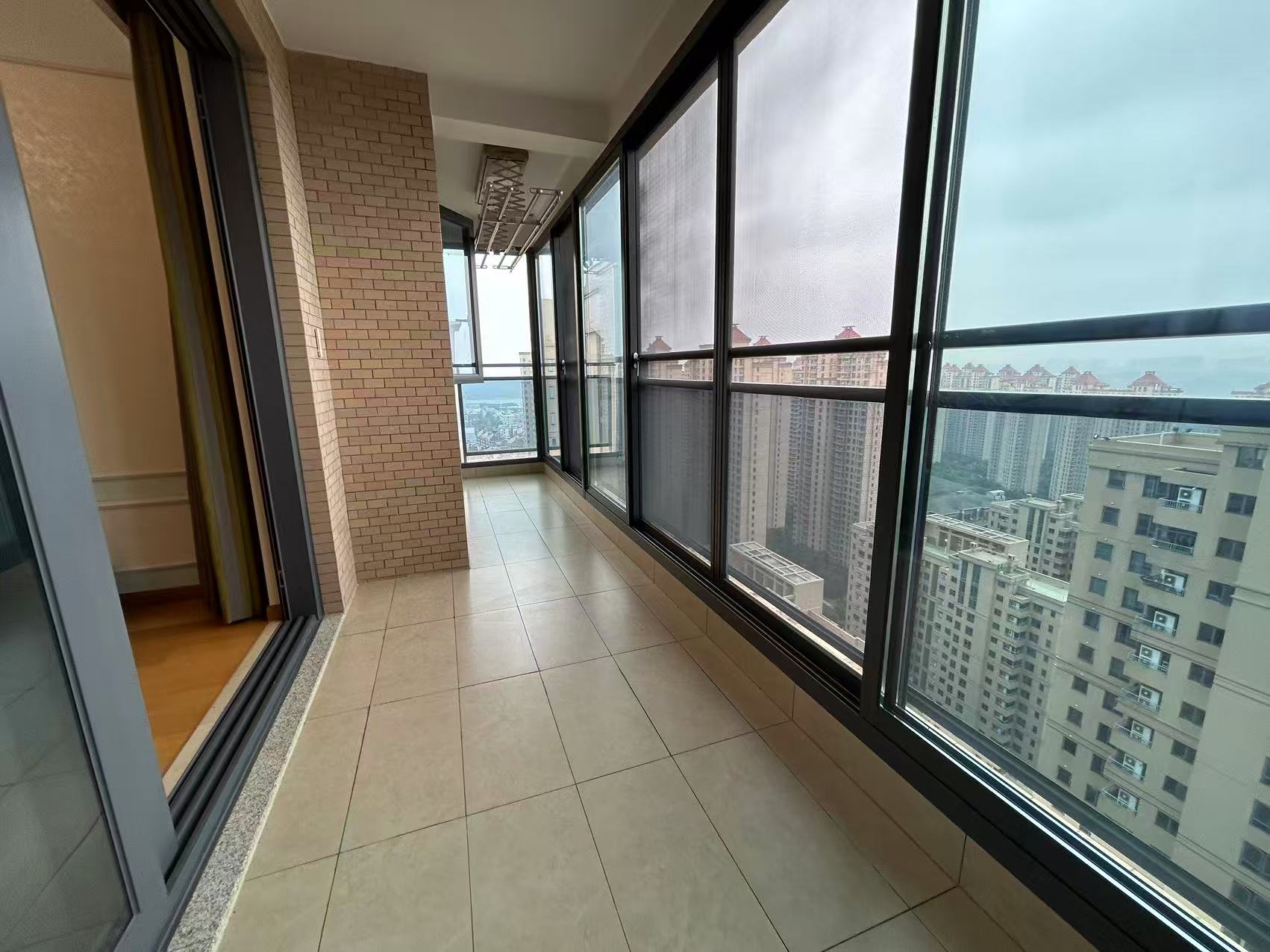 晋合湘水湾四期 2室2厅1卫 65.0万 晋合湘水湾四期 2室2厅1卫 65.0万室内图