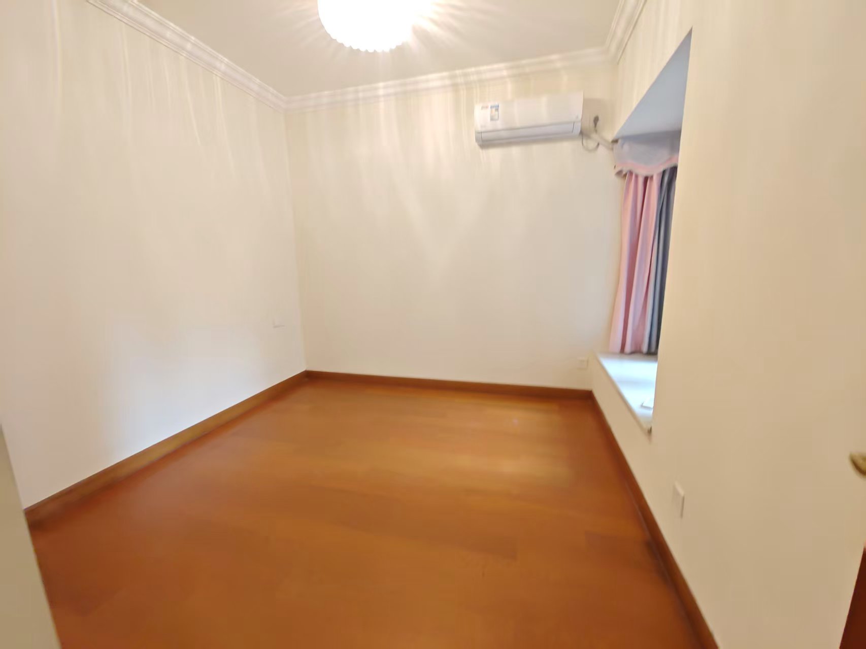 恒大华府 3室2厅2卫 69.0万 恒大华府 3室2厅2卫 69.0万室内图