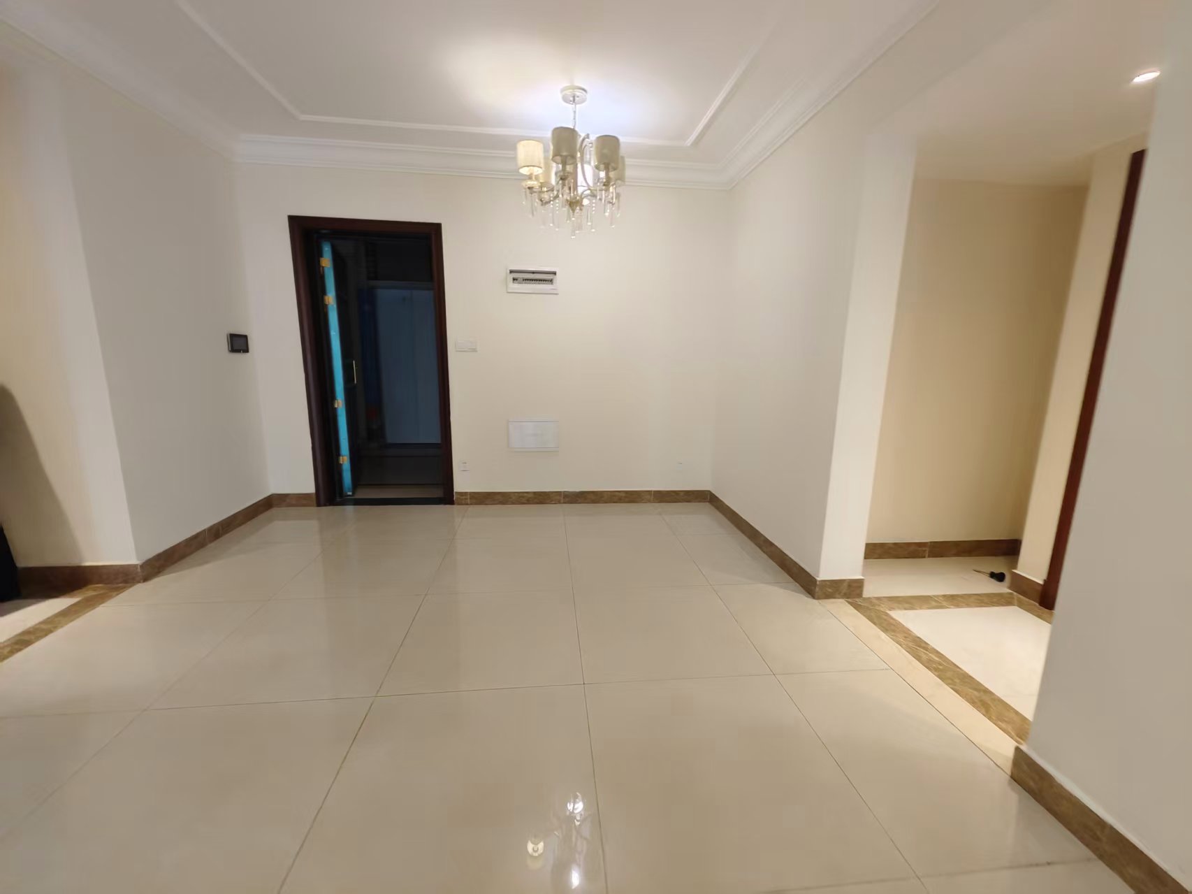 恒大华府 3室2厅2卫 69.0万 恒大华府 3室2厅2卫 69.0万室内图