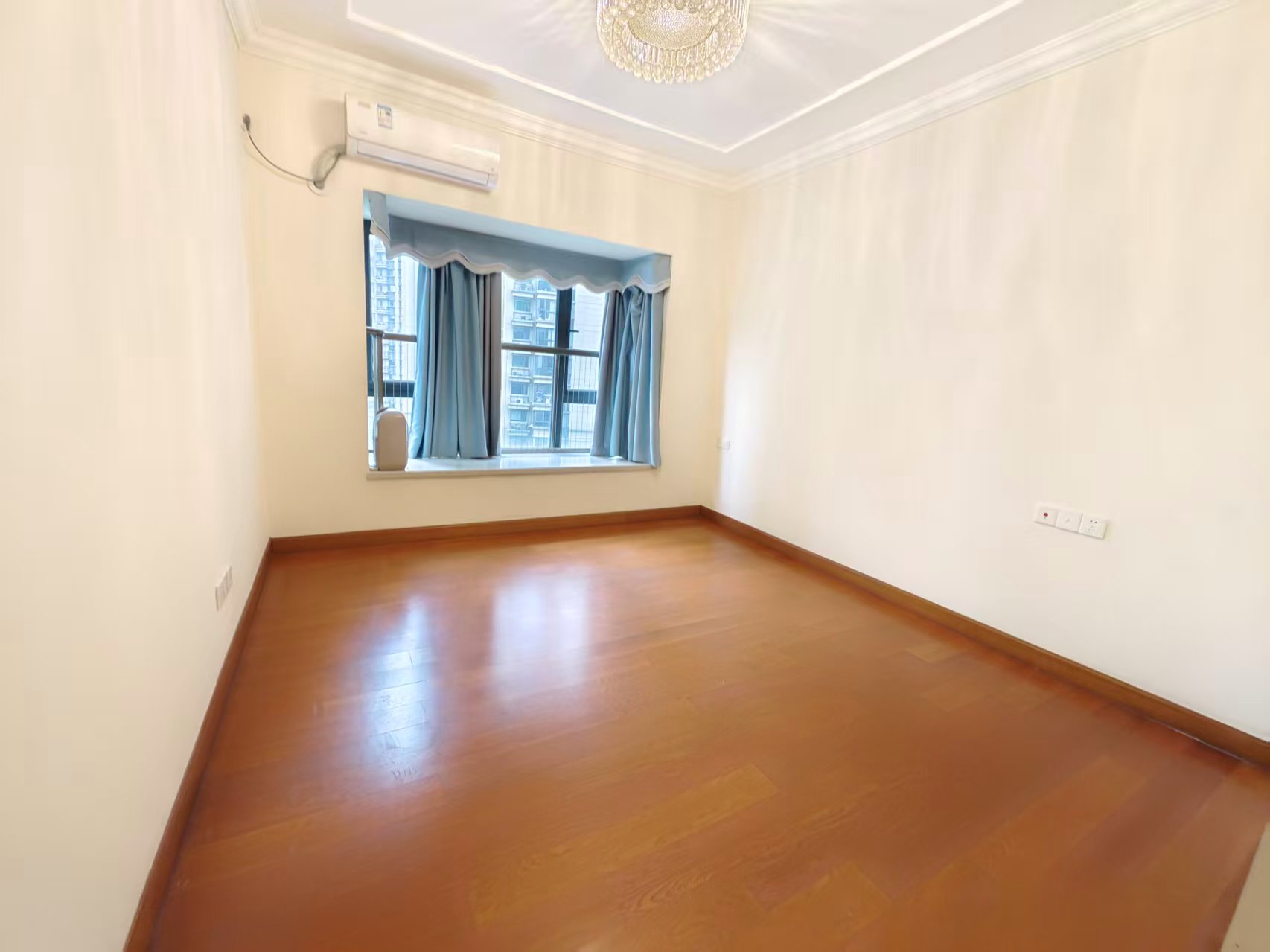 恒大华府 3室2厅2卫 69.0万 恒大华府 3室2厅2卫 69.0万室内图