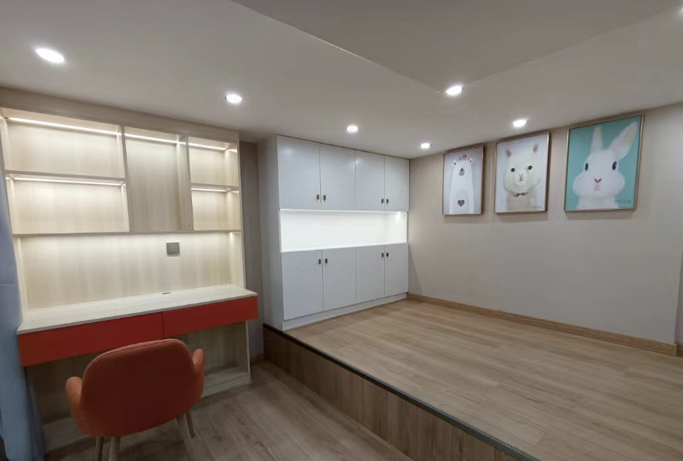 青春里 2室2厅1卫 1700.0元/月 青春里 2室2厅1卫 1700.0元/月室内图