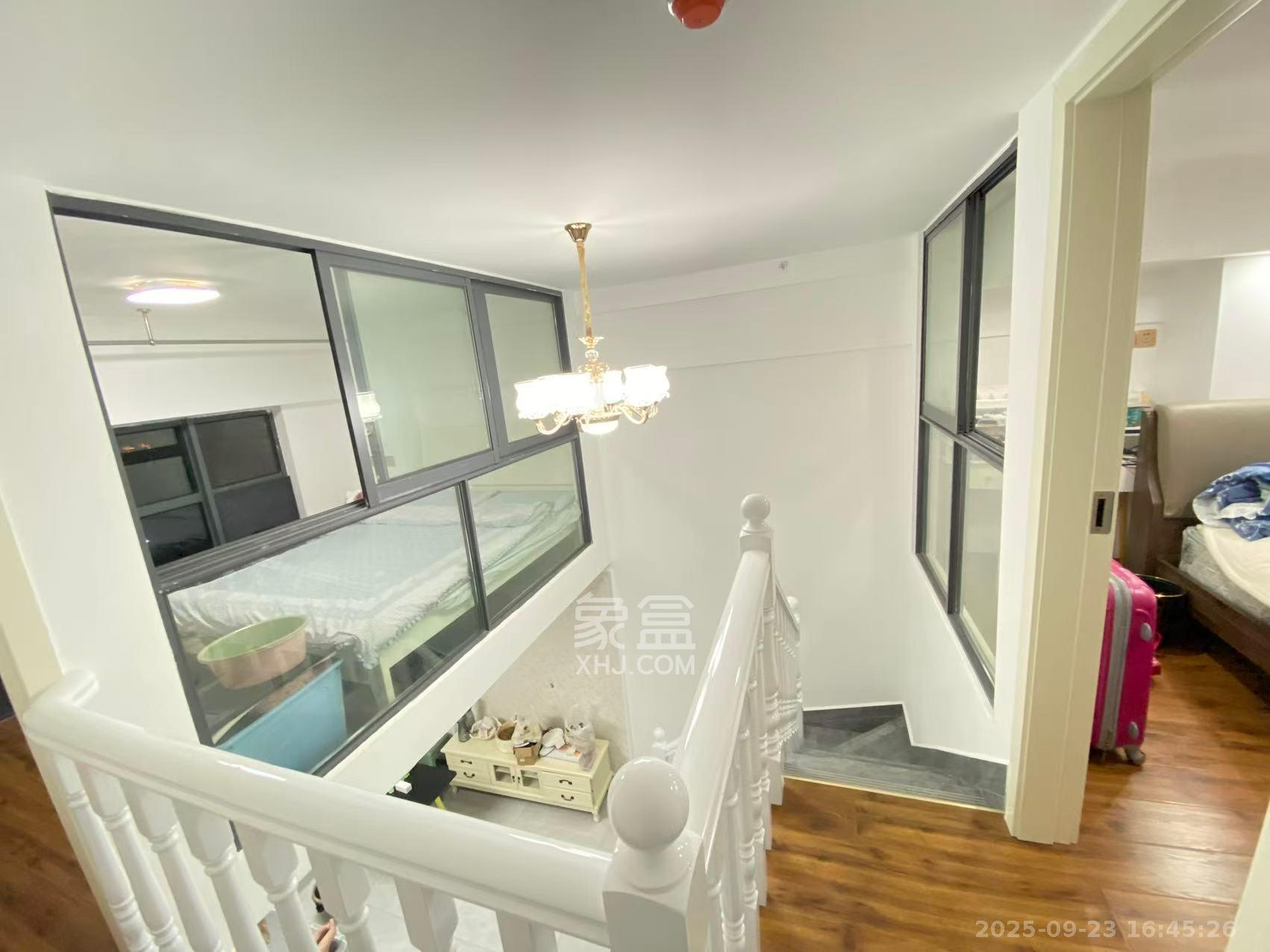 荣盛花语书苑 2室1厅1卫 2300.0元/月 荣盛花语书苑 2室1厅1卫 2300.0元/月室内图