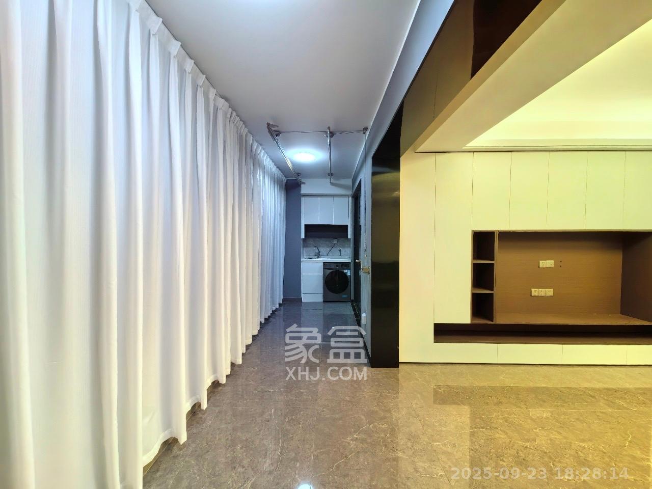 中海阅溪府 5室2厅3卫 5500.0元/月 中海阅溪府 5室2厅3卫 5500.0元/月室内图