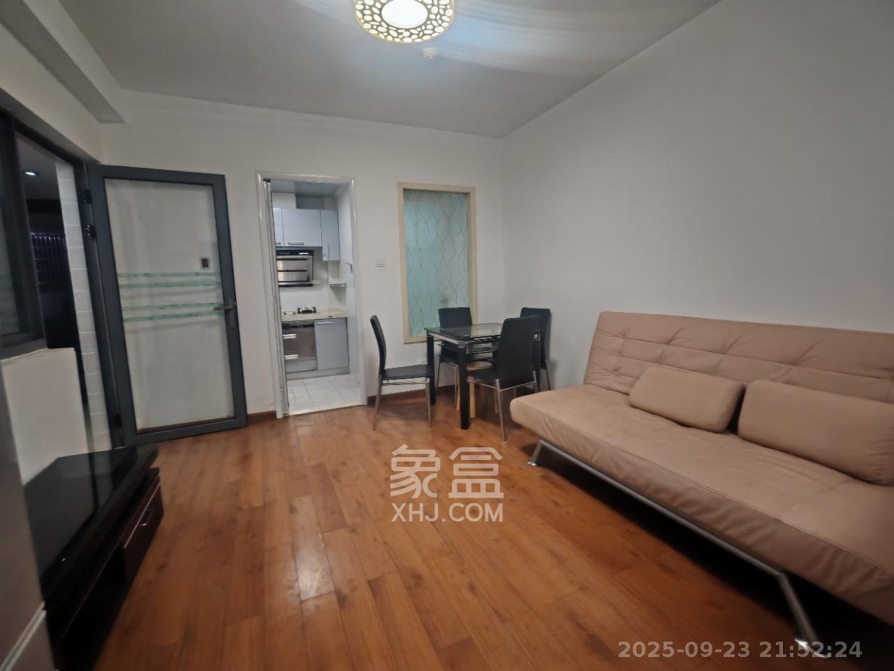 少帅府 1室1厅1卫 2080.0元/月 少帅府 1室1厅1卫 2080.0元/月室内图