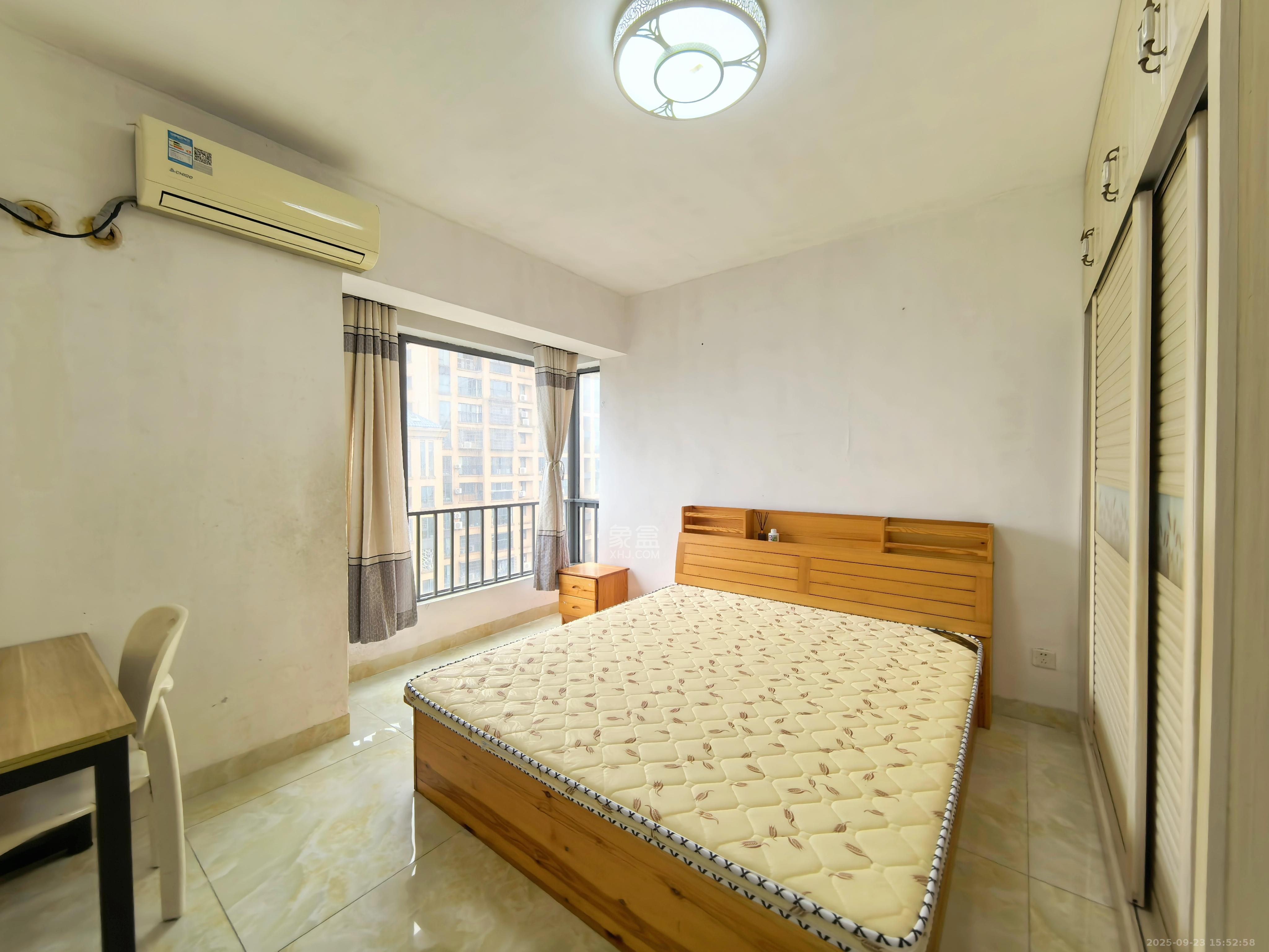 中城丽景香山园 3室2厅2卫 2900.0元/月 中城丽景香山园 3室2厅2卫 2900.0元/月室内图