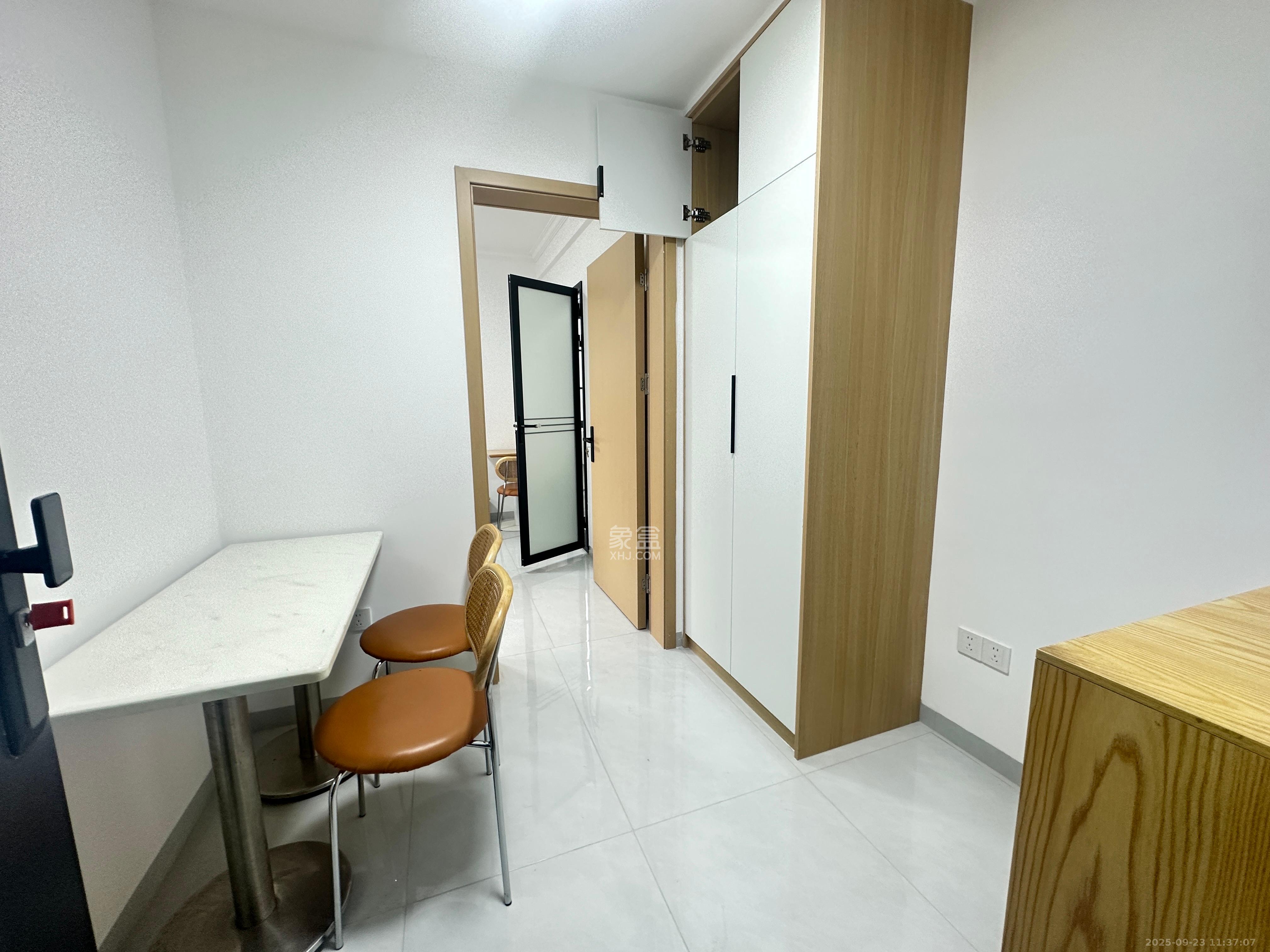 谷山景苑  1室1厅1卫    1280.0元/月室内图