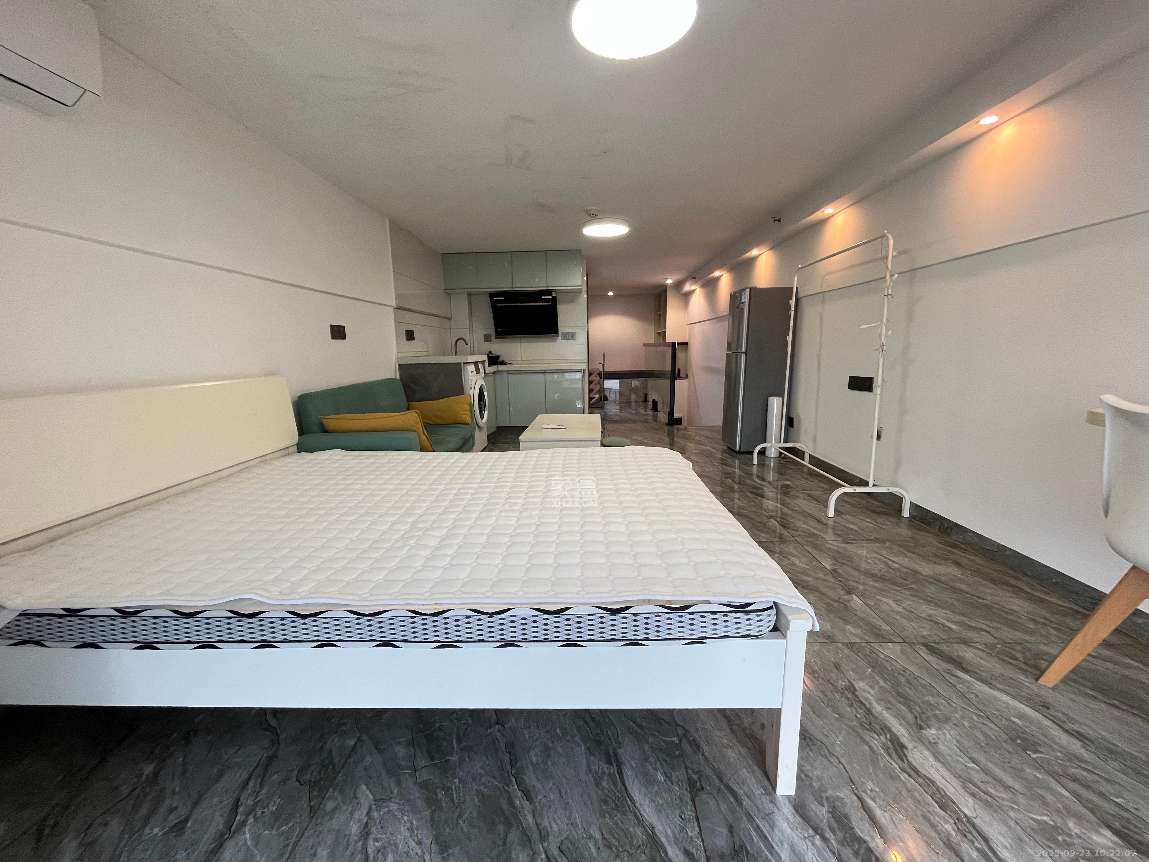 龙湖新壹城 1室1厅1卫 1300.0元/月 龙湖新壹城 1室1厅1卫 1300.0元/月室内图