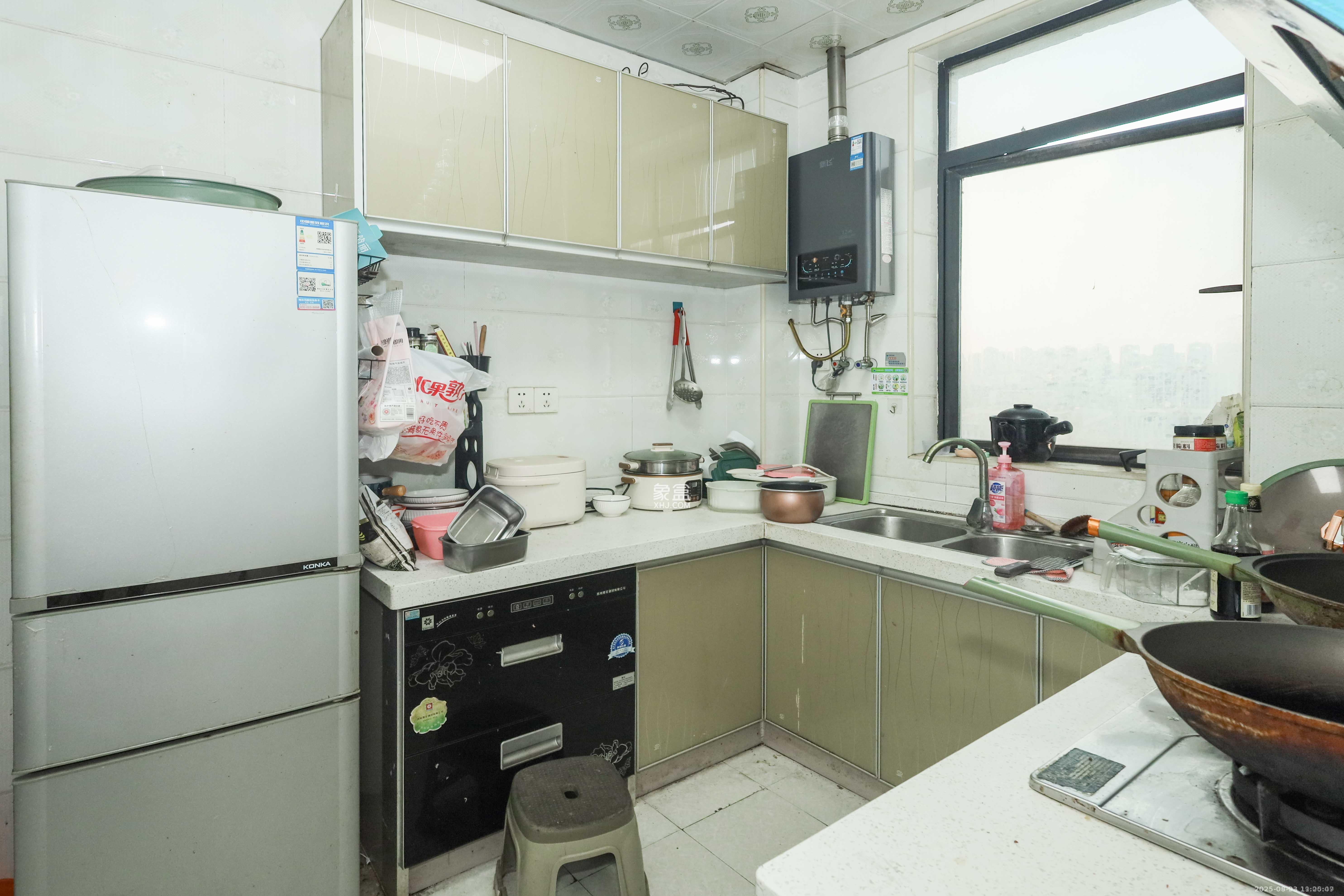 天元涉外景园C区 3室2厅1卫 3000.0元/月 天元涉外景园C区 3室2厅1卫 3000.0元/月室内图